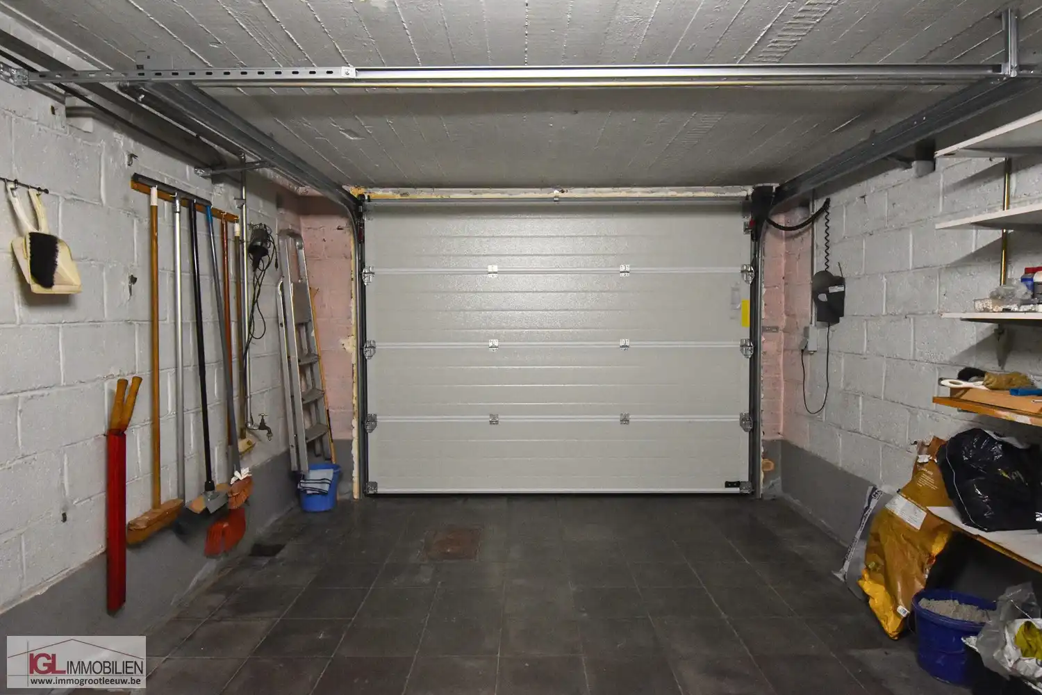 Ruim en rustig gelegen appartement met 2 slaapkamers, terras en garage te huur in Dilbeek foto 16