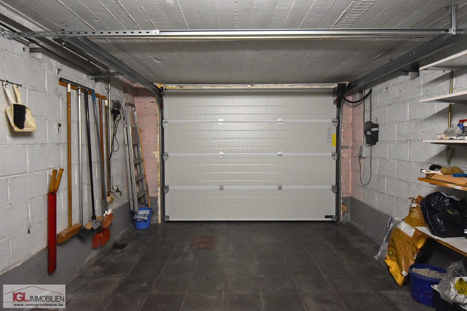 Ruim en rustig gelegen appartement met 2 slaapkamers, terras en garage te huur in Dilbeek foto 16