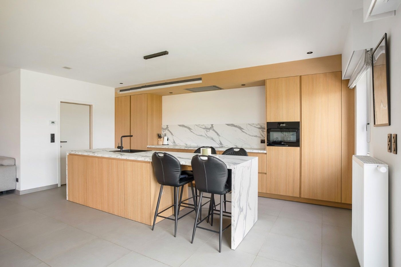 Recente, ruime HOB met 3 slpk., tuin en garage foto 12