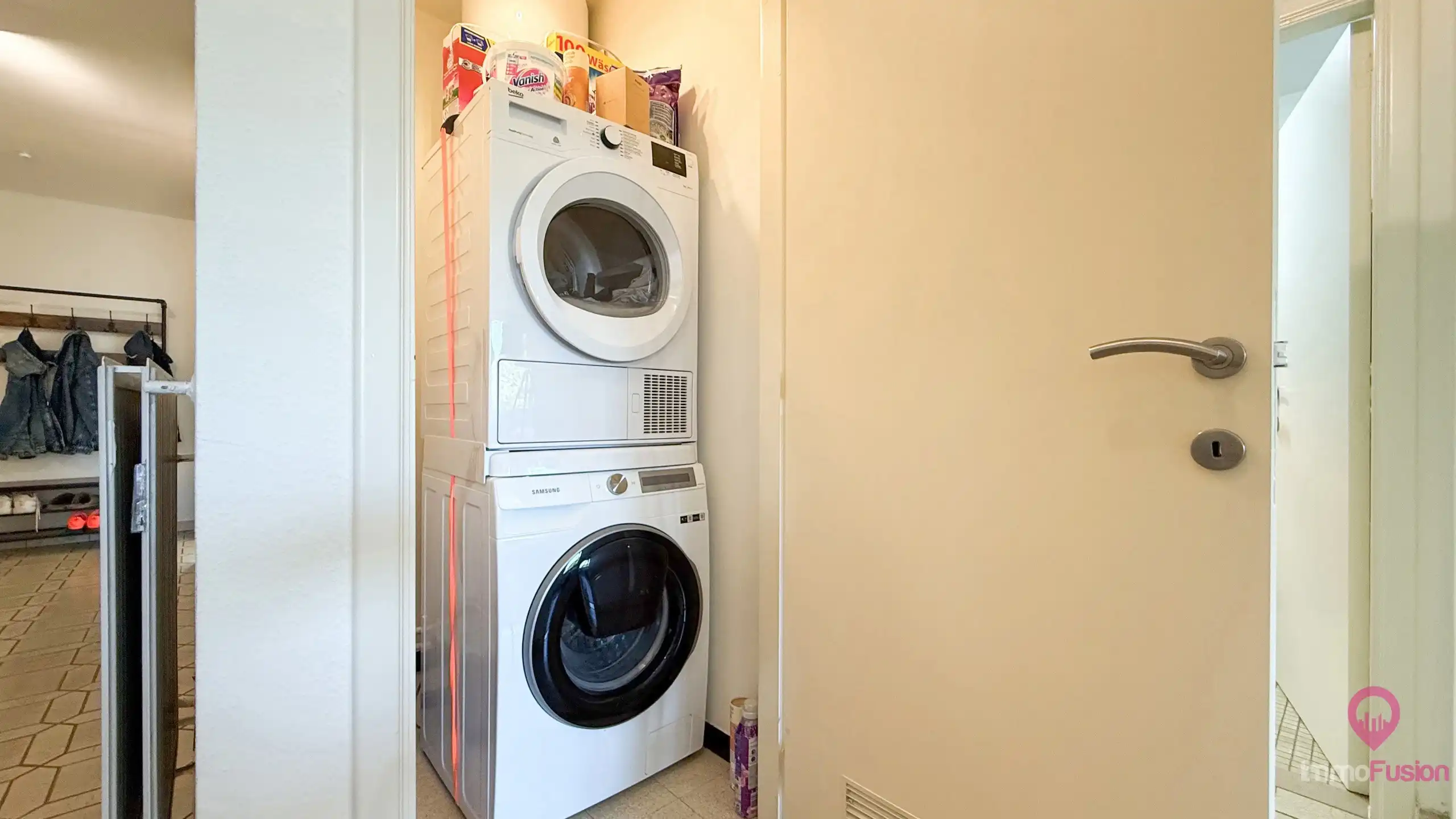 Topgelegen appartement met garage in Hasselt! foto 21