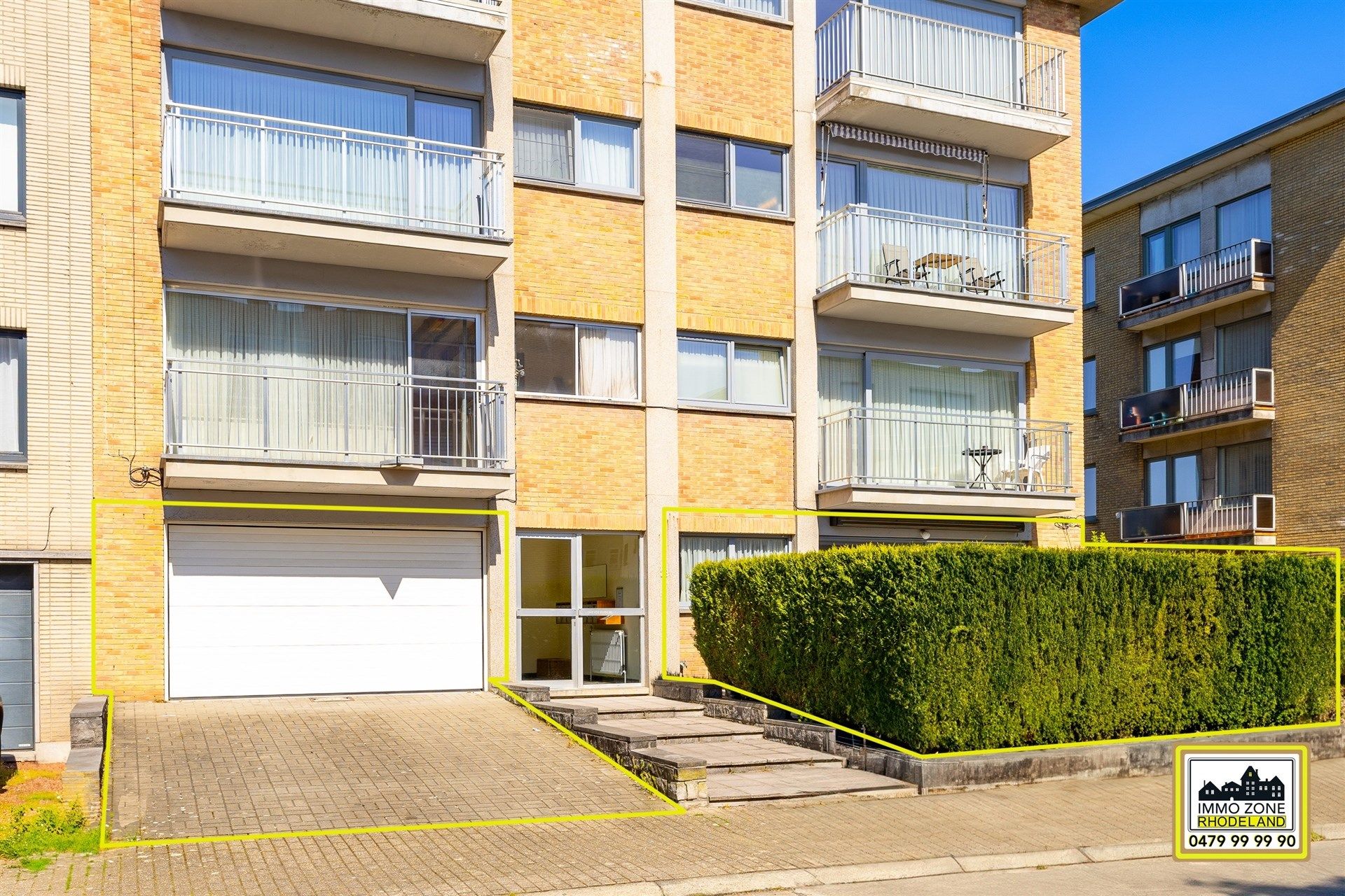 Ruim gelijkvloers appartement met terras en garage foto 2