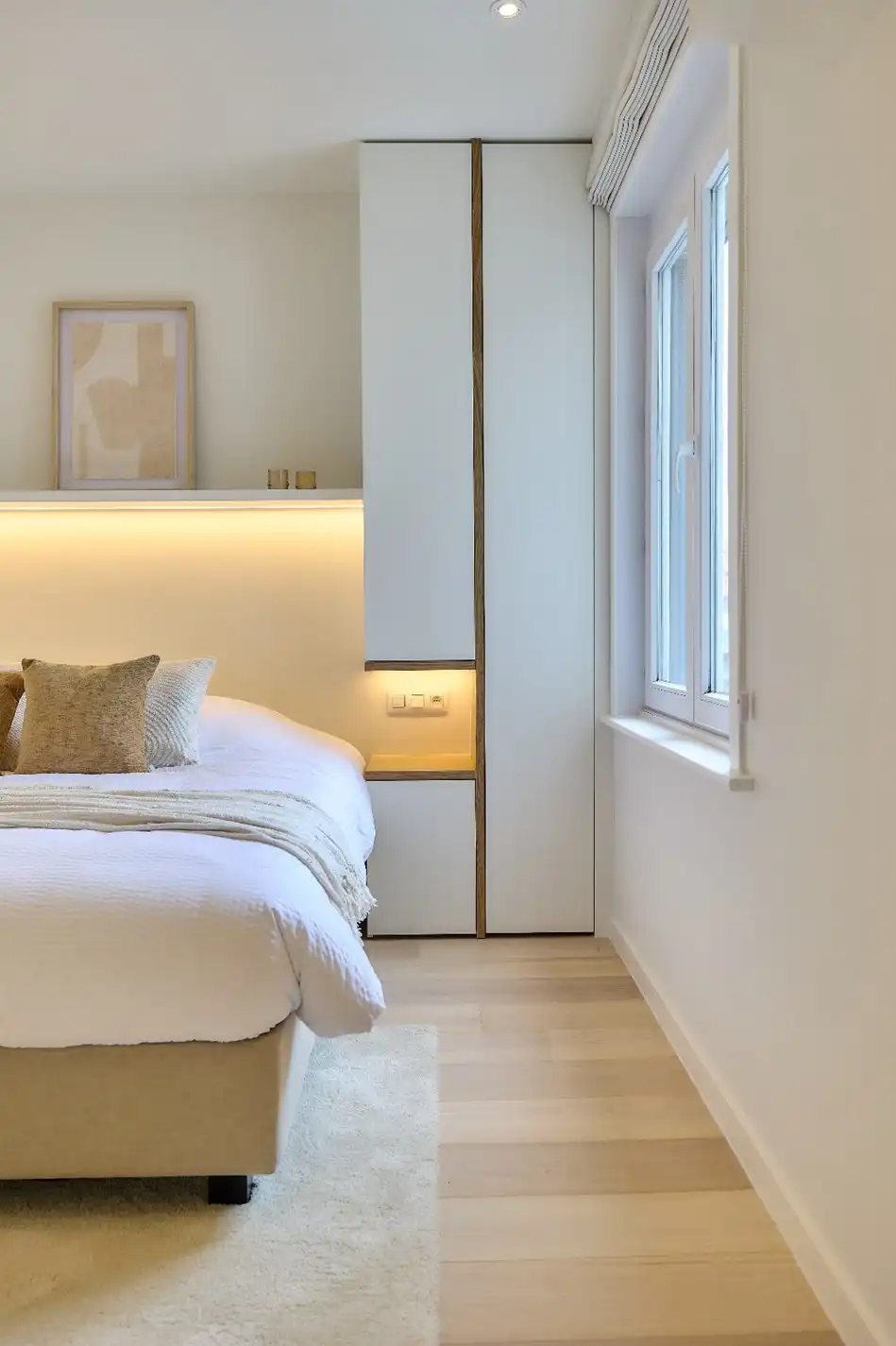 Ruim volledig gerenoveerd appartement met vier slaapkamers en zijdelings zeezicht. foto 11