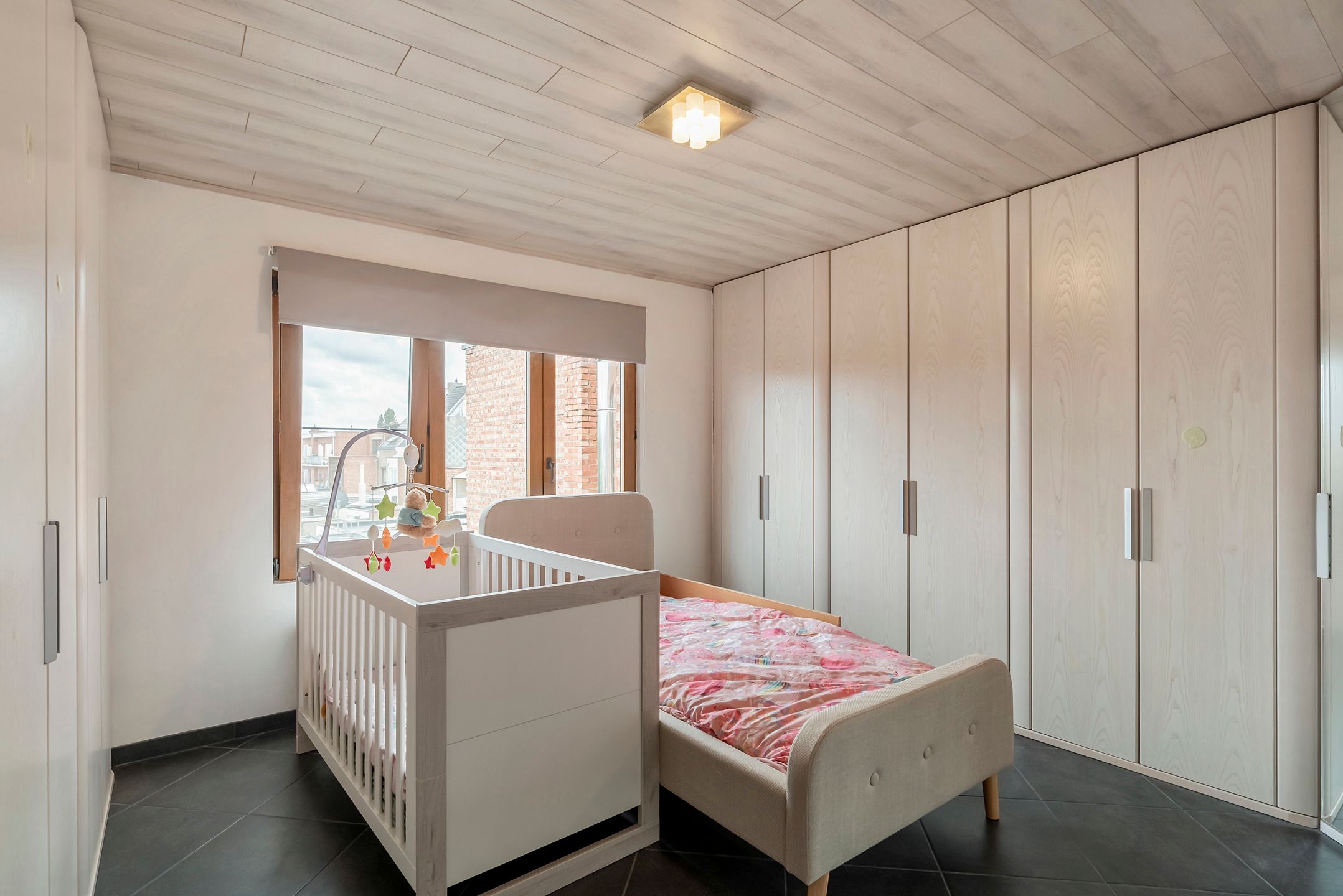 Instapklare en energiezuinige woning (205 m²) met 3 slpks en 2 badks, nabij het centrum van Mechelen foto 12