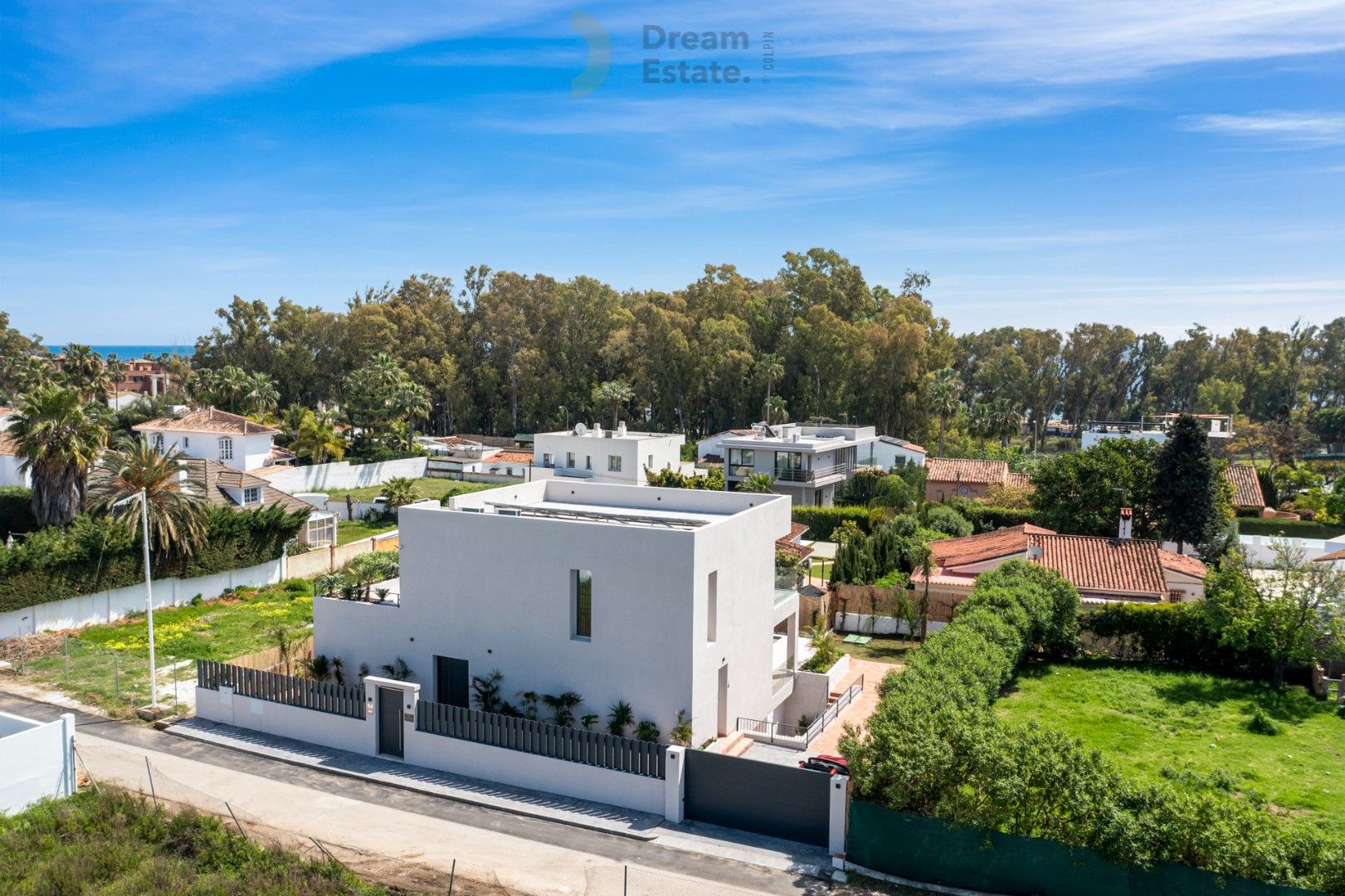 Nieuwe villa op een steenworp van het strand te San Pedro de Alcántara. foto 3