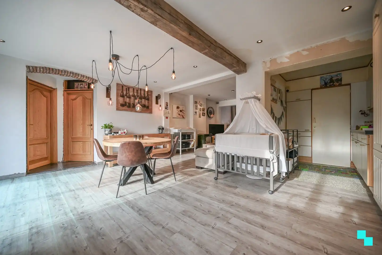 Verder te moderniseren eengezinswoning te Lendelede foto 8