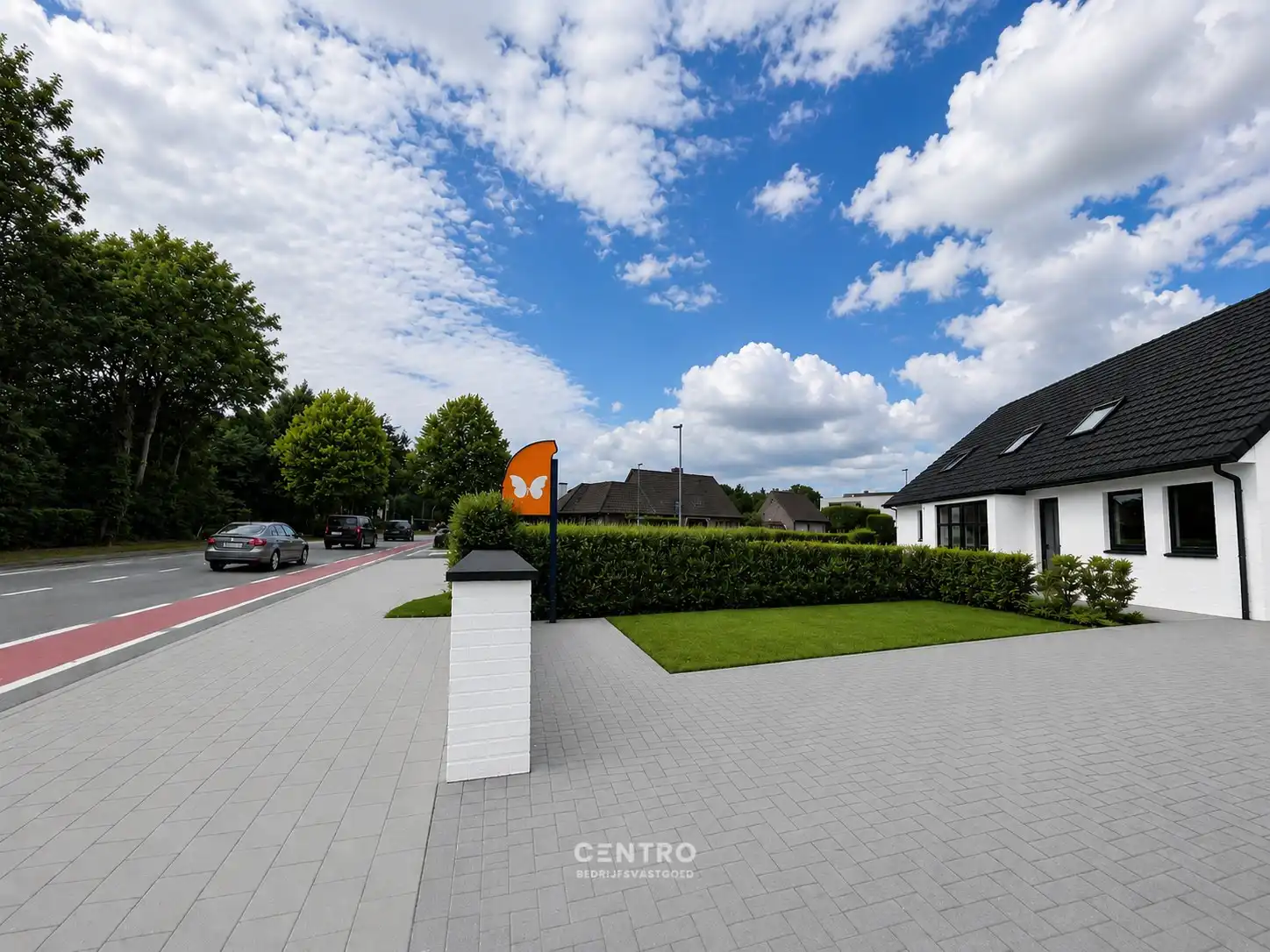 Ruim (430m²), multifunctioneel pand (bewoning, kantoor, praktijk, horeca, ...)  op ZICHTLOCATIE langs invalsweg Roeselare (vlakbij de ring R32). foto 5