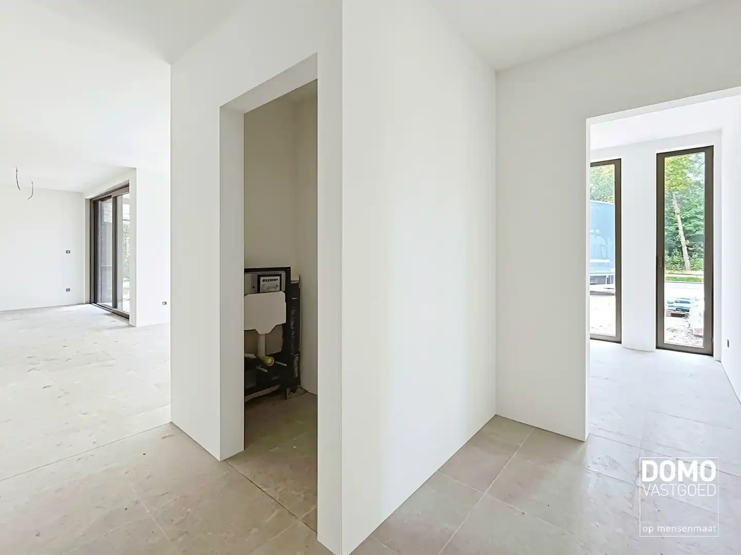 EXCLUSIEF VILLA APPARTEMENT MET 2 SLAAPKAMERS, RUIM TERRAS EN CARPORT MET LAADPAAL TE HUUR IN RESIDENTIE CHARLES TE BOLDERBERG foto 6
