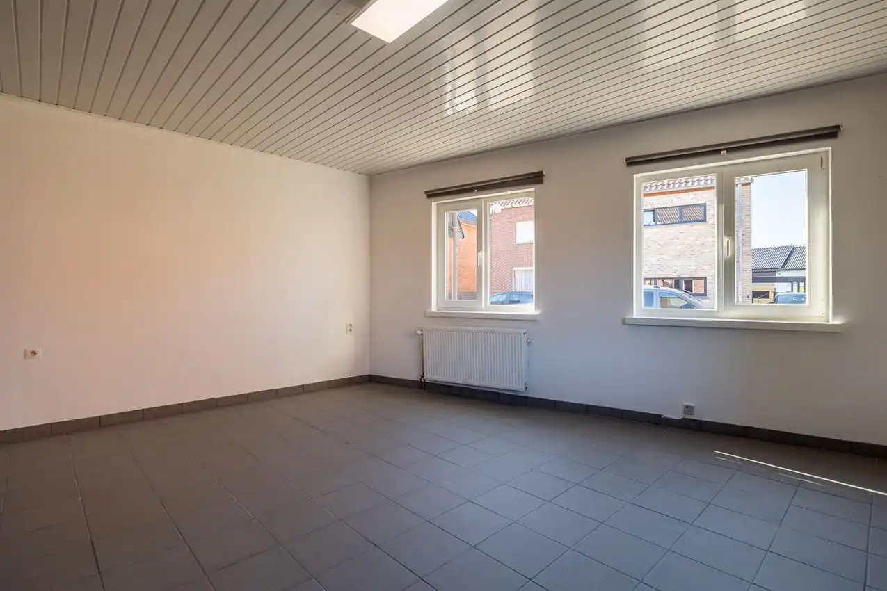 Verzorgde woning met 2 slpk., tuin en garage foto 4