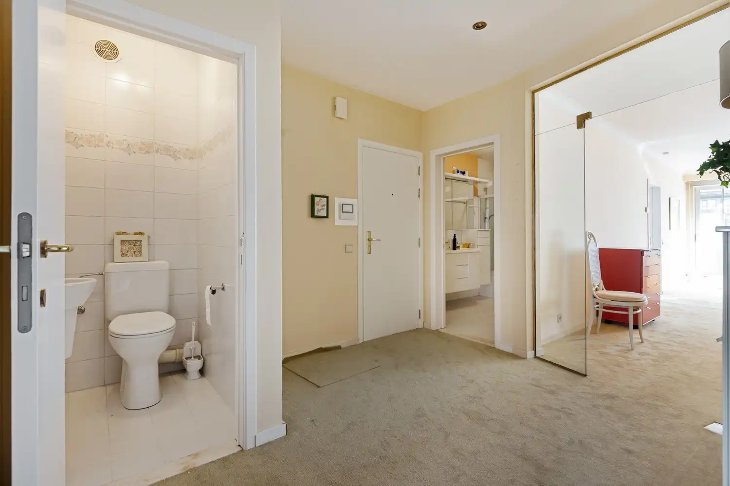 Ruim en lichtrijk appartement met 2 slaapkamers en 2 terrassen in Deurne! foto 15