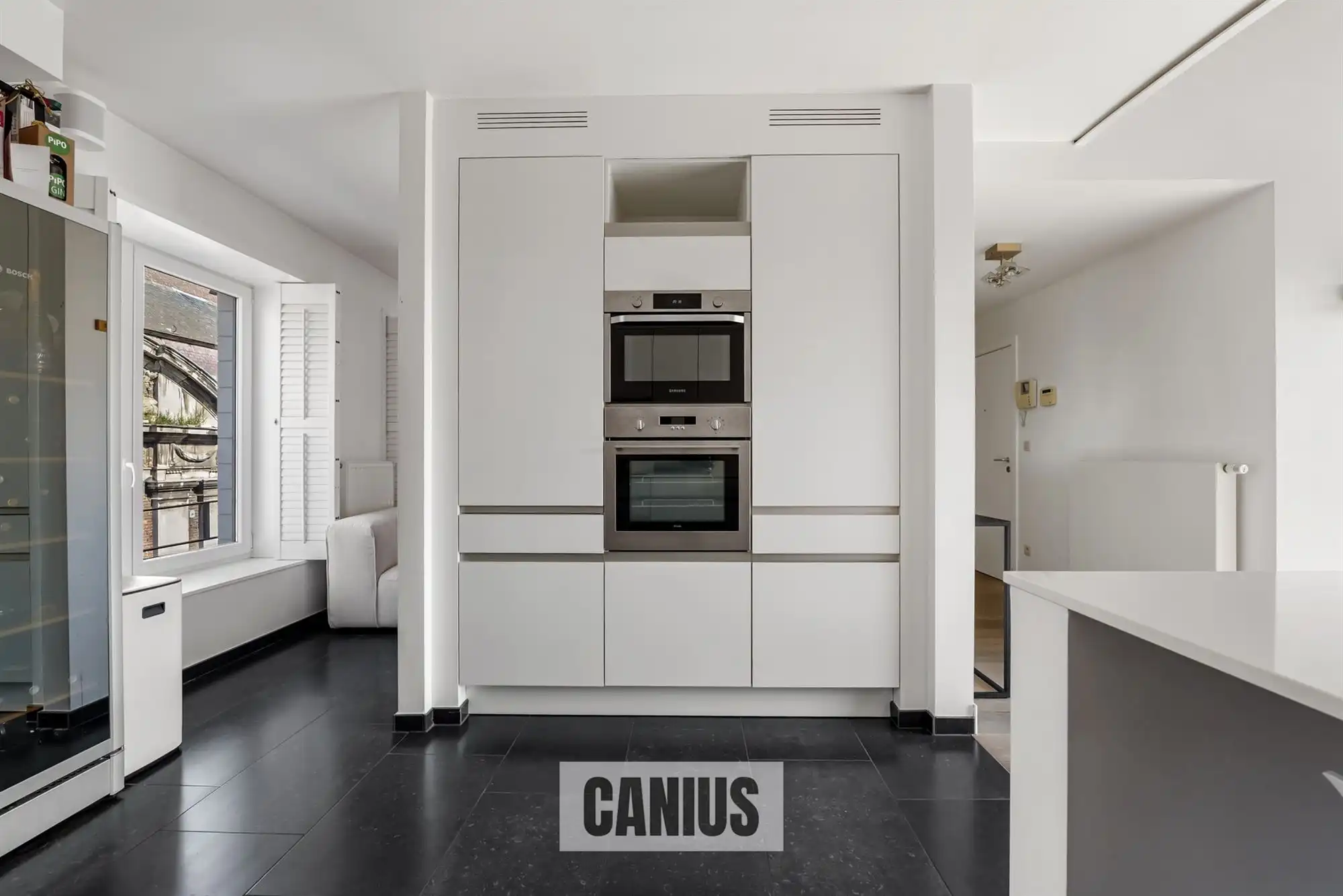 UITZONDERLIJK RUIM APPARTEMENT VAN 161m² MET GROOT TERRAS EN GARAGE IN HARTJE SINT-TRUIDEN foto 5