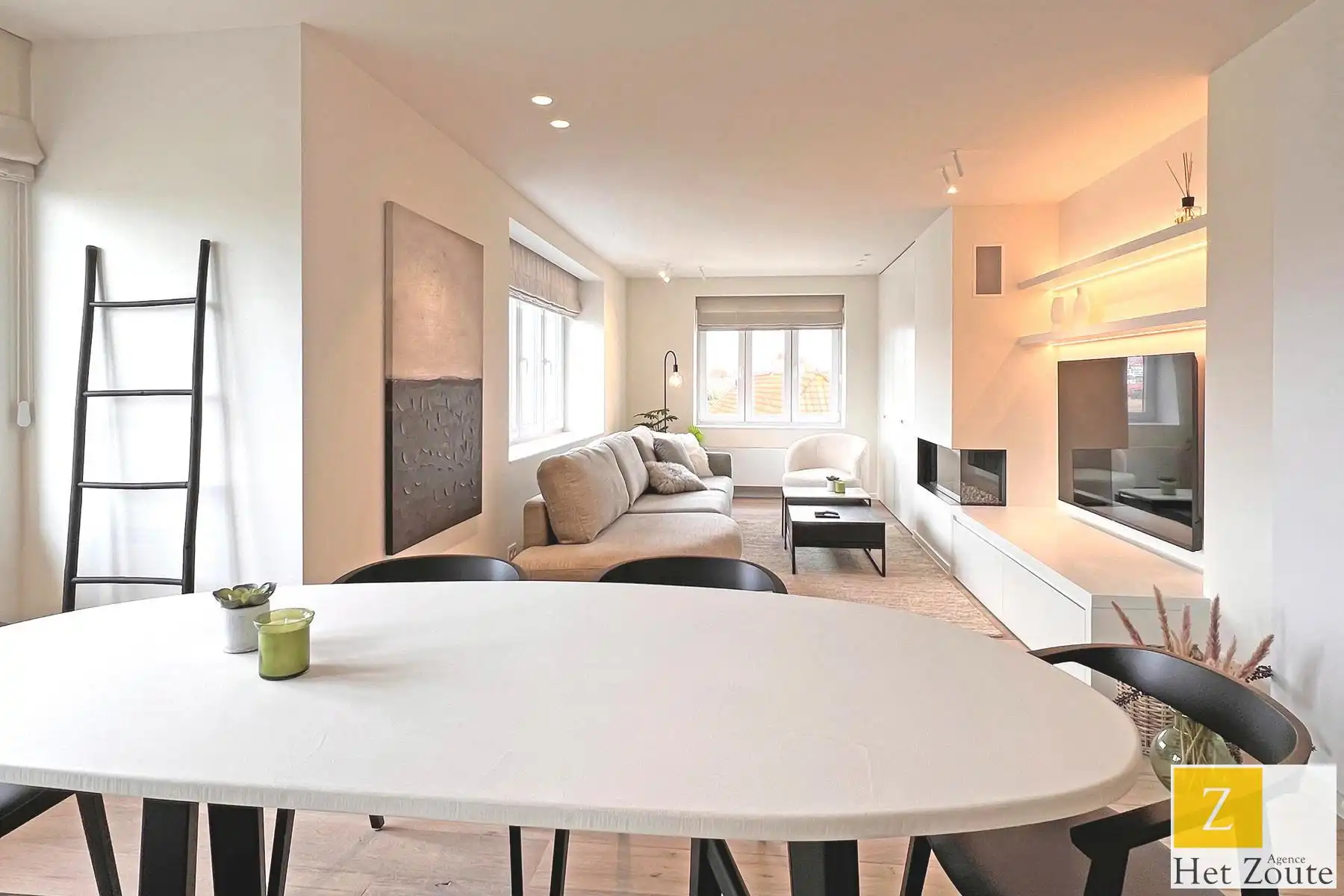 Prachtig gerenoveerd appartement met zicht over het Zegemeer foto 3