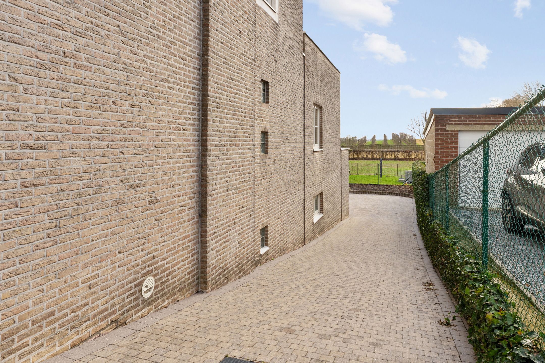 Gelijkvloersapp. met ruime garage te Heukelom foto 24