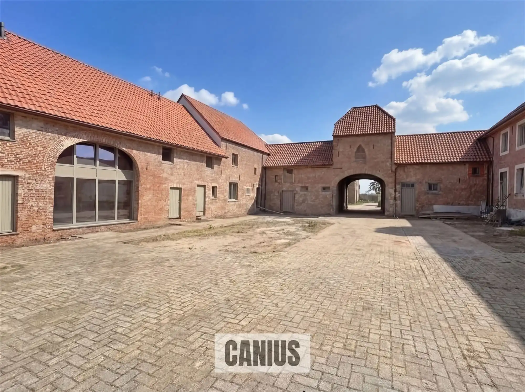 WONEN IN DE PAREL VAN HASPENGOUW foto 7