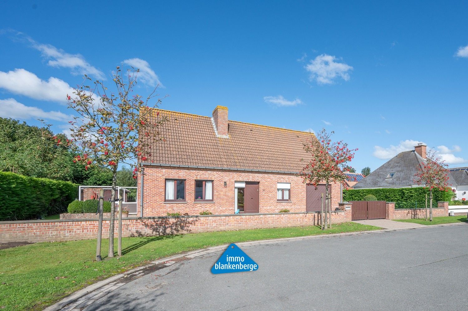 Gezellige Villa met Twee Slaapkamers en Grote Tuin foto {{pictureIndex}}