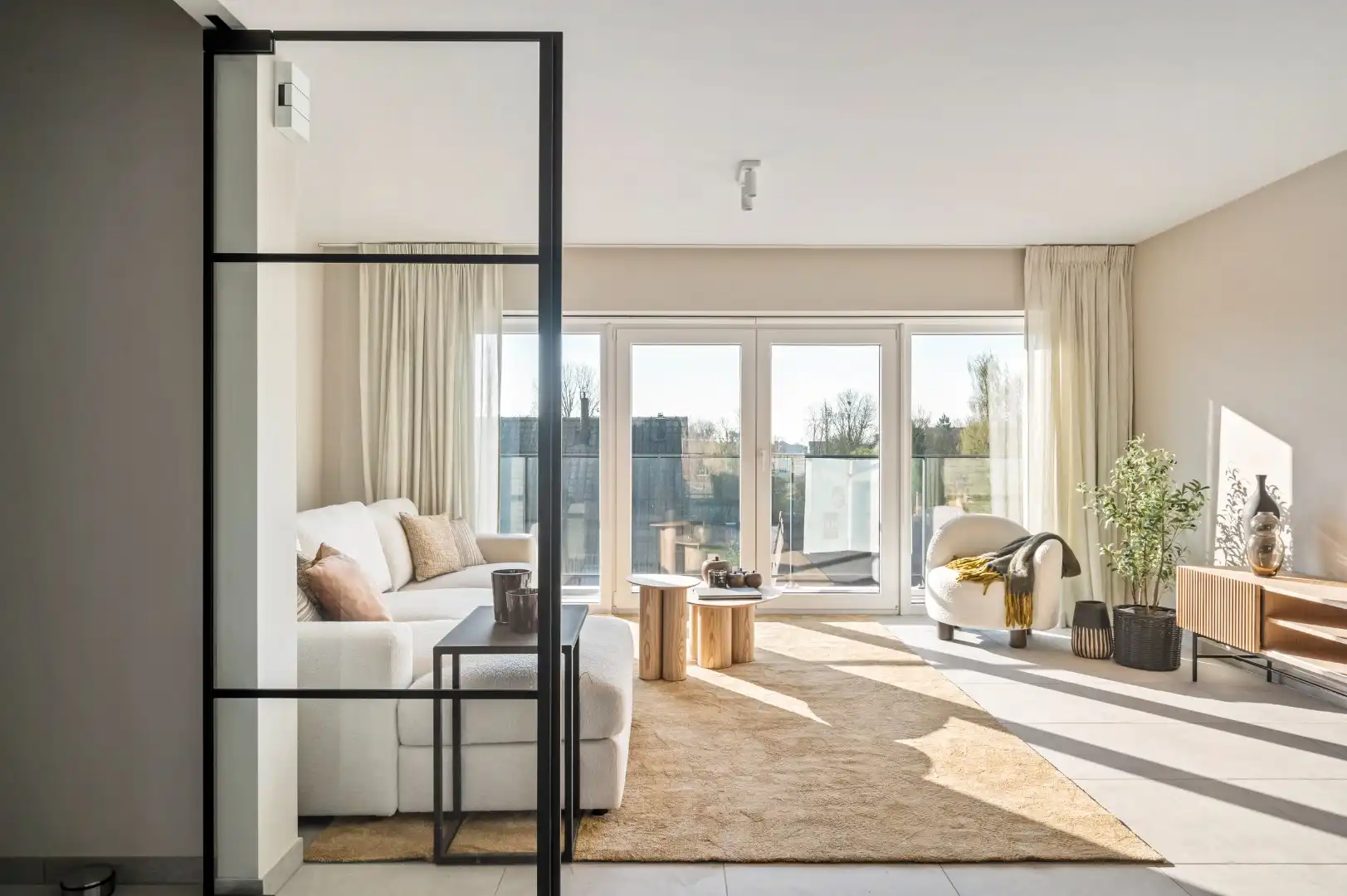 SHOWAPPARTEMENT - LUXE 2 SLAAPKAMERAPPARTEMENT MET TERRAS TE KOMEN  foto 9