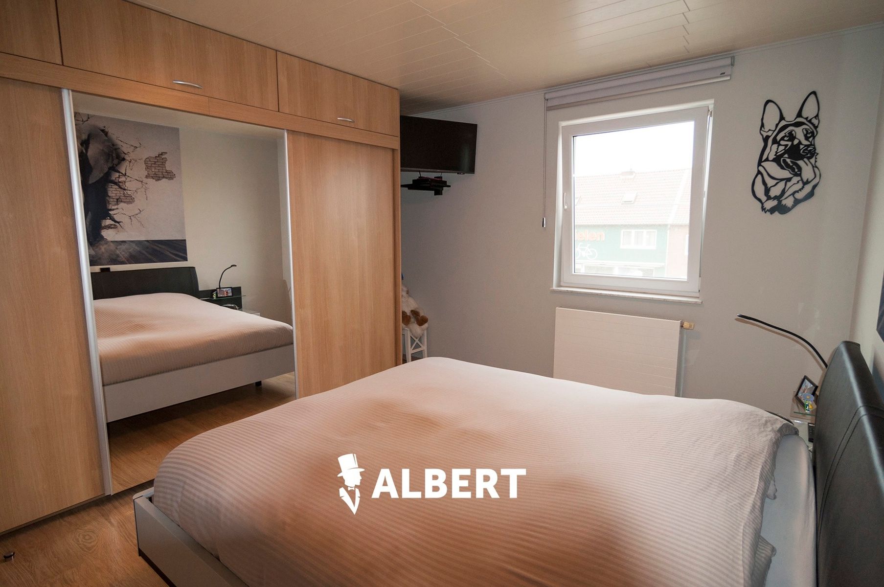 Instapklare woning met grote tuin en garage/magazijnruimte foto 20