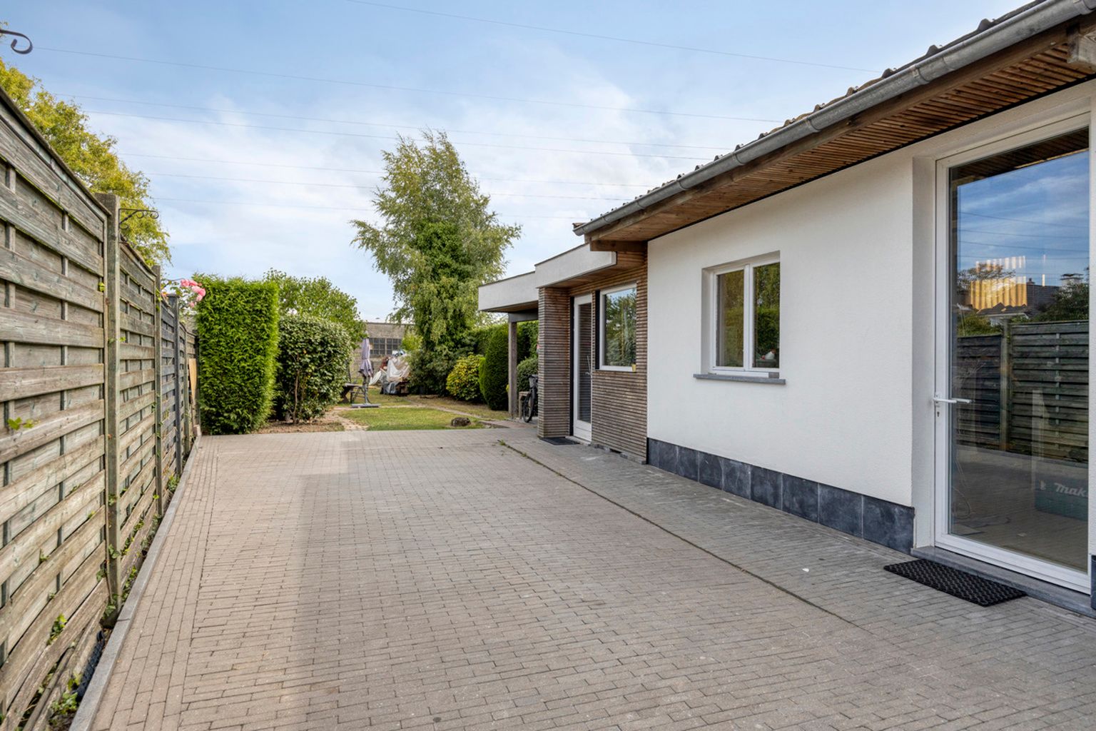 Ruime en gerenoveerde 3-gevelwoning met 4 slaapkamers foto 25