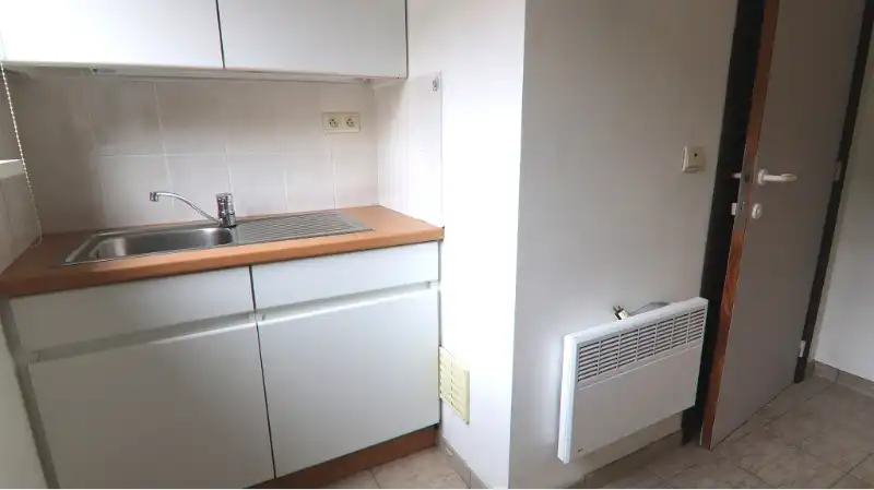 Handels- of kantoorruimte te huur in de Baron Ruzettelaan in Assebroek foto 4