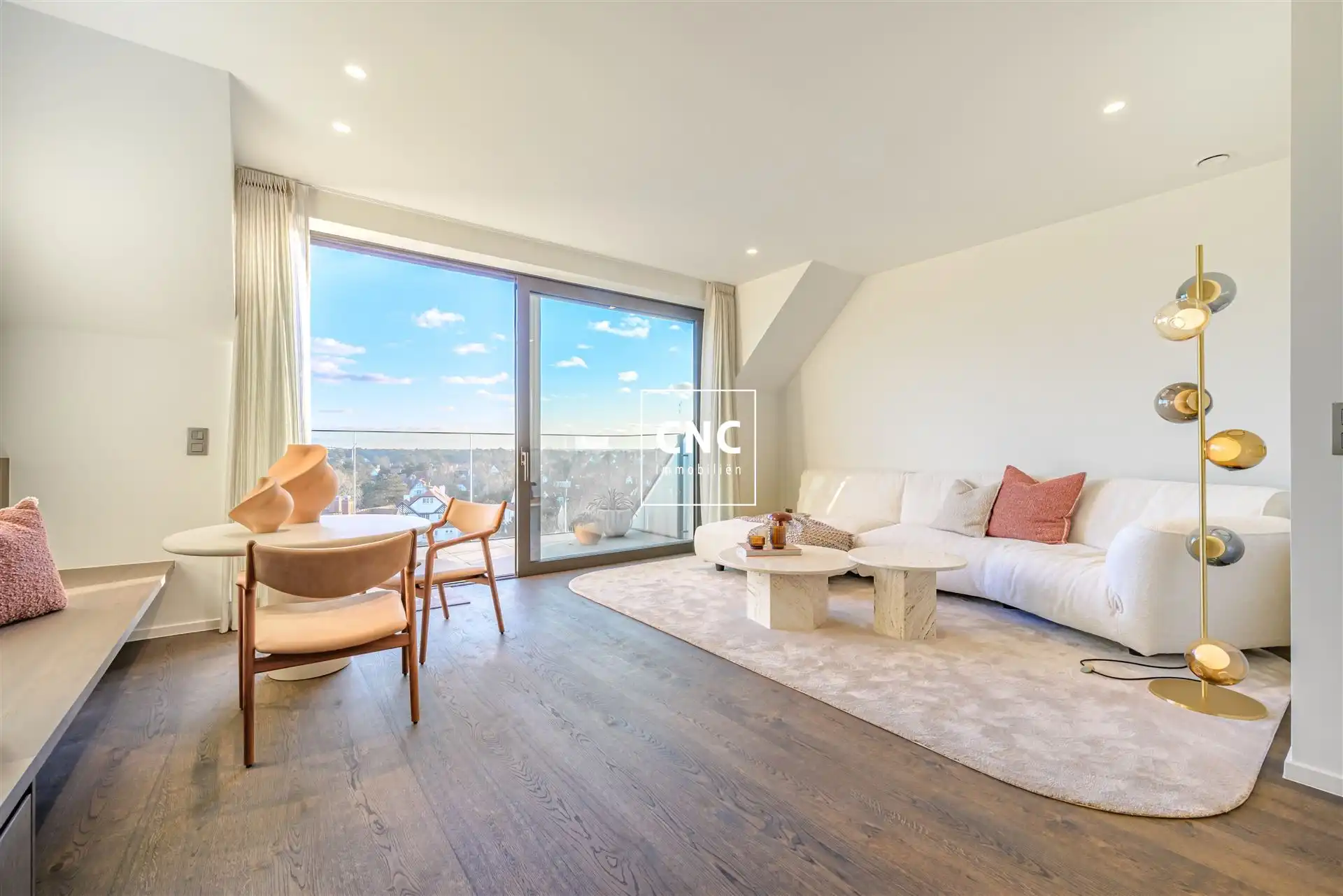 Exceptioneel nieuwbouw duplex-appartement in het hart van het Zoute met prachtig zicht op de typische Zoute-gevels foto 5