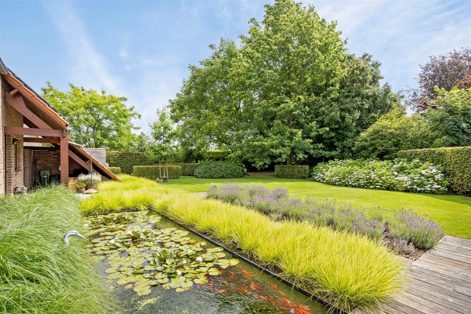 Tijdloze gezinswoning nabij de stad foto 20