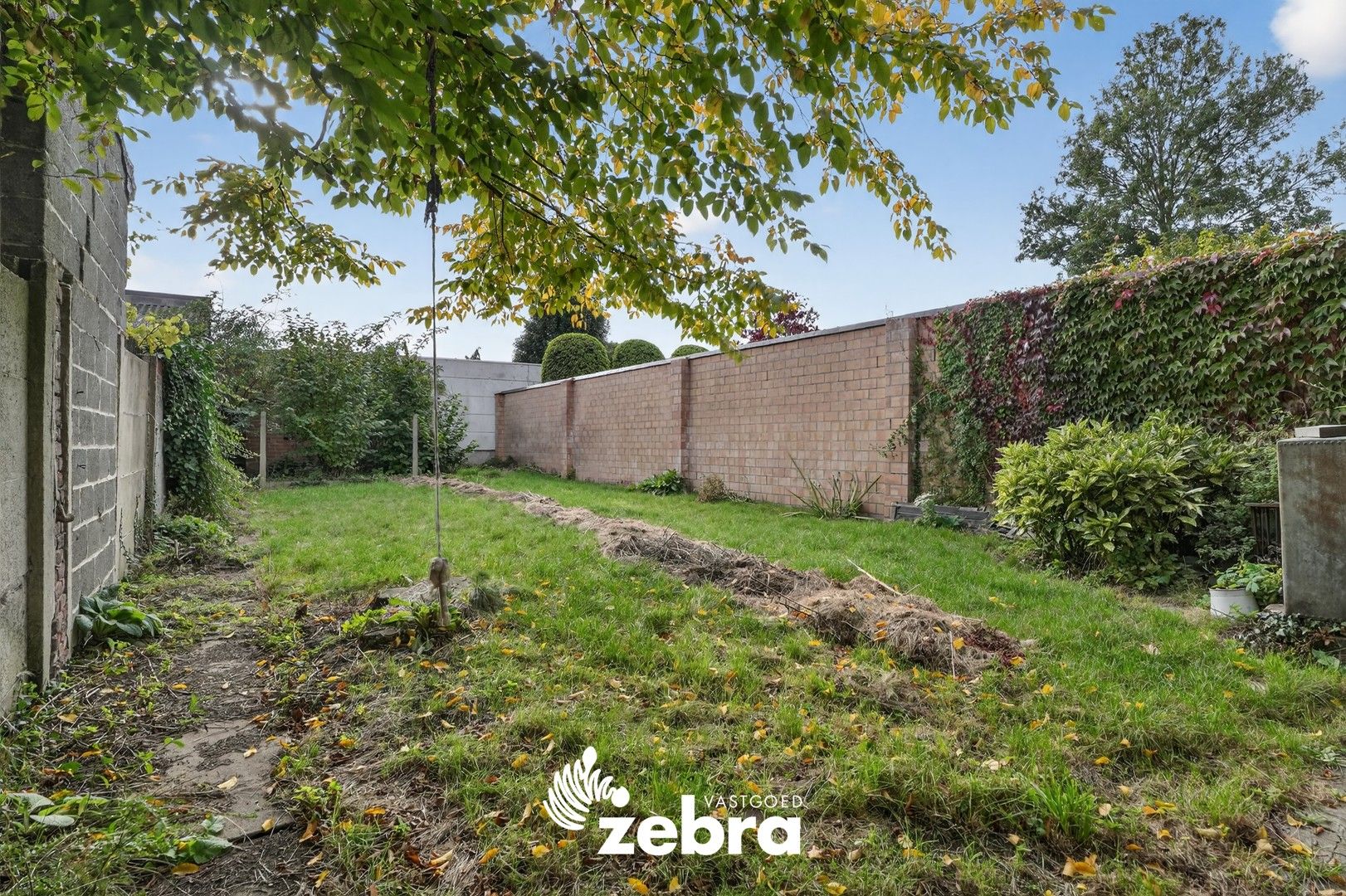 Zeer ruime woning met inpandige garage te koop in Staden! foto 31