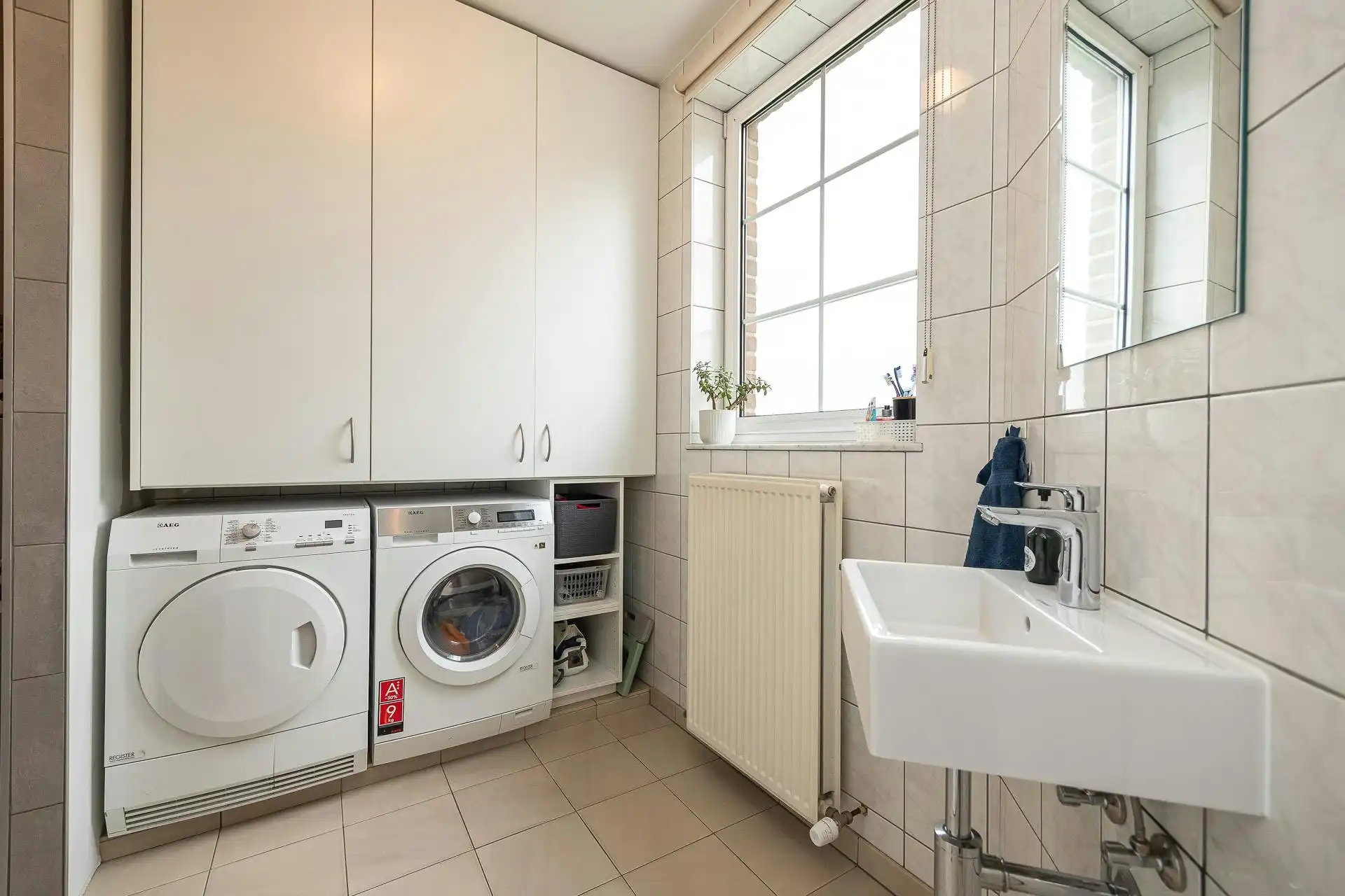 gerenoveerd huis met zwembad op 17 are te koop in Kasterlee foto 17