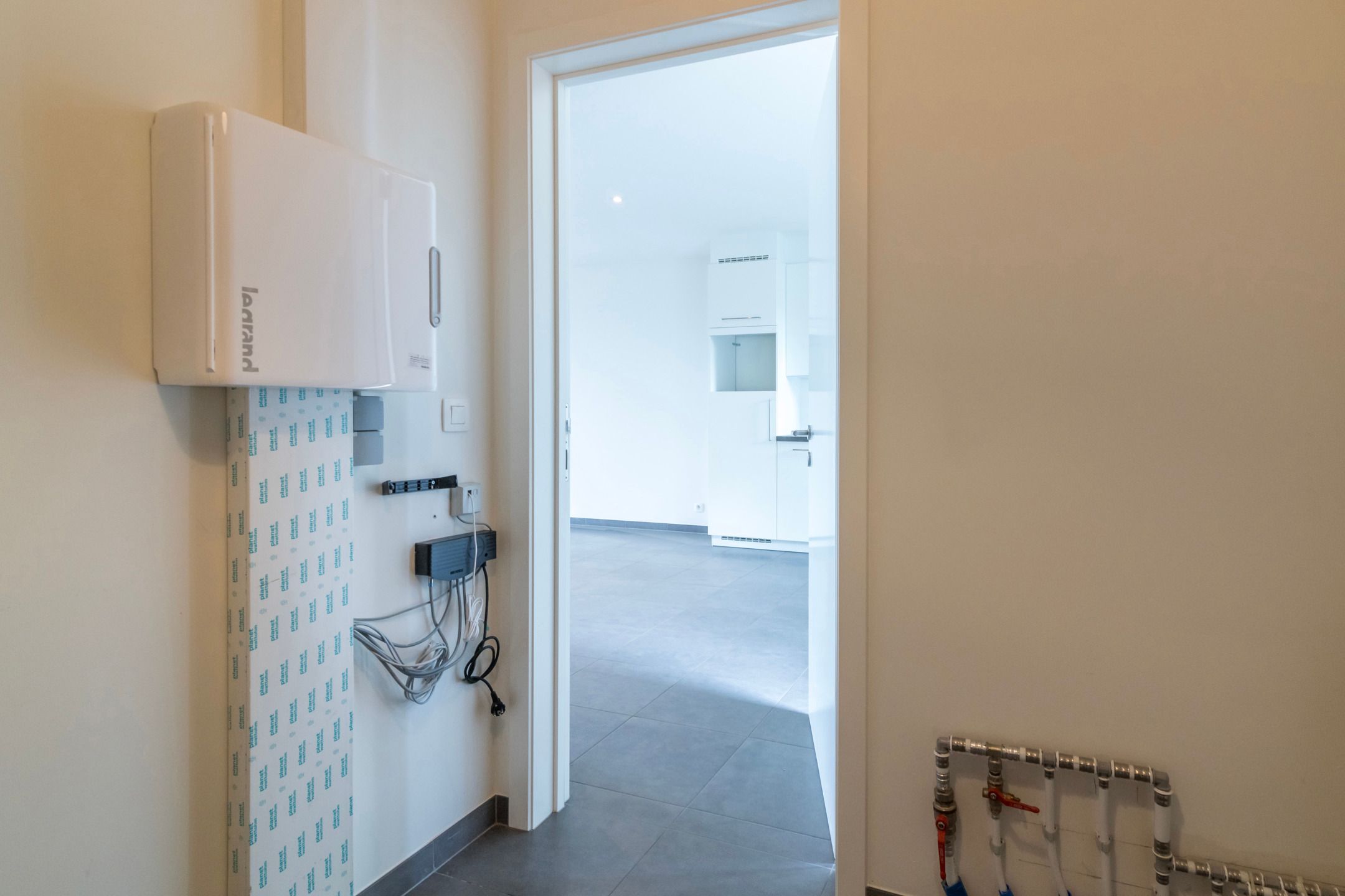 Licht en ruim duplexappartement met parking in Hasselt  foto 32