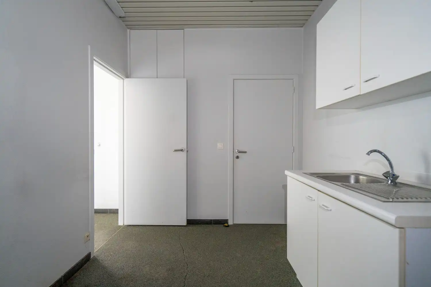 HANDELSRUIMTE CENTRUM VEURNE foto 11