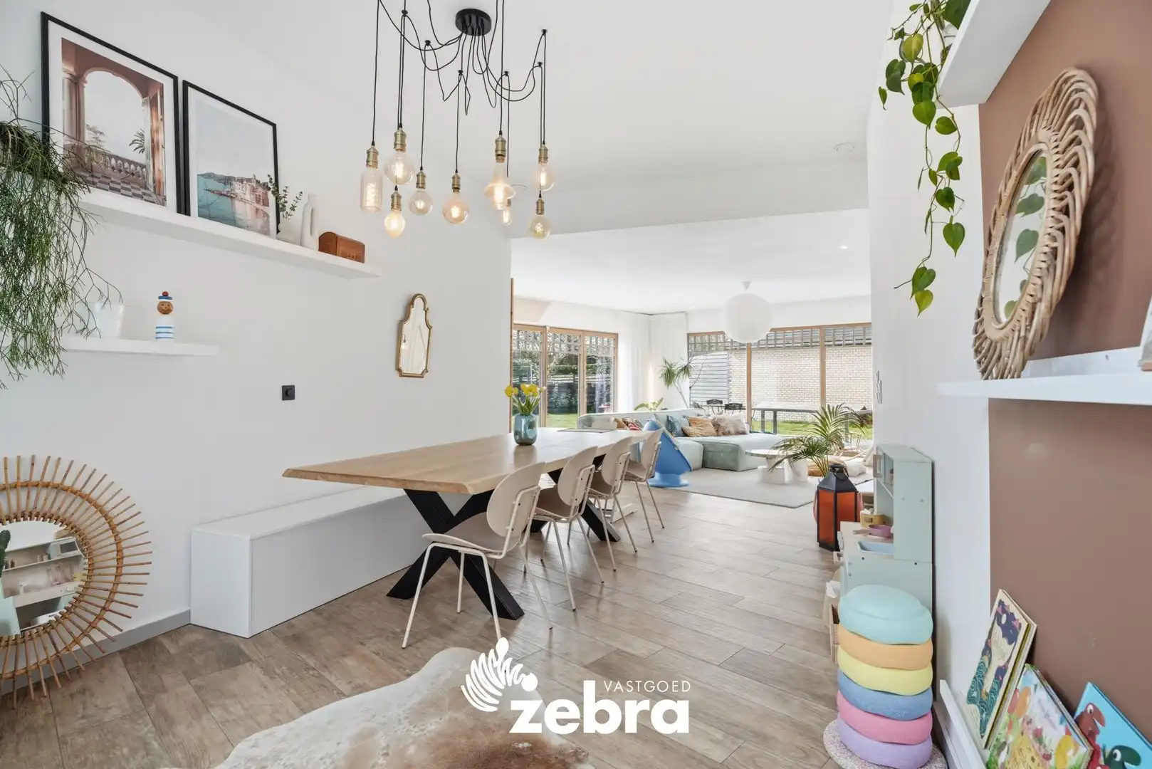 Instapklare, ruime gezinswoning met 4 slaapkamers, tuin en hoogwaardige afwerking in het hart van Alveringem! foto 18