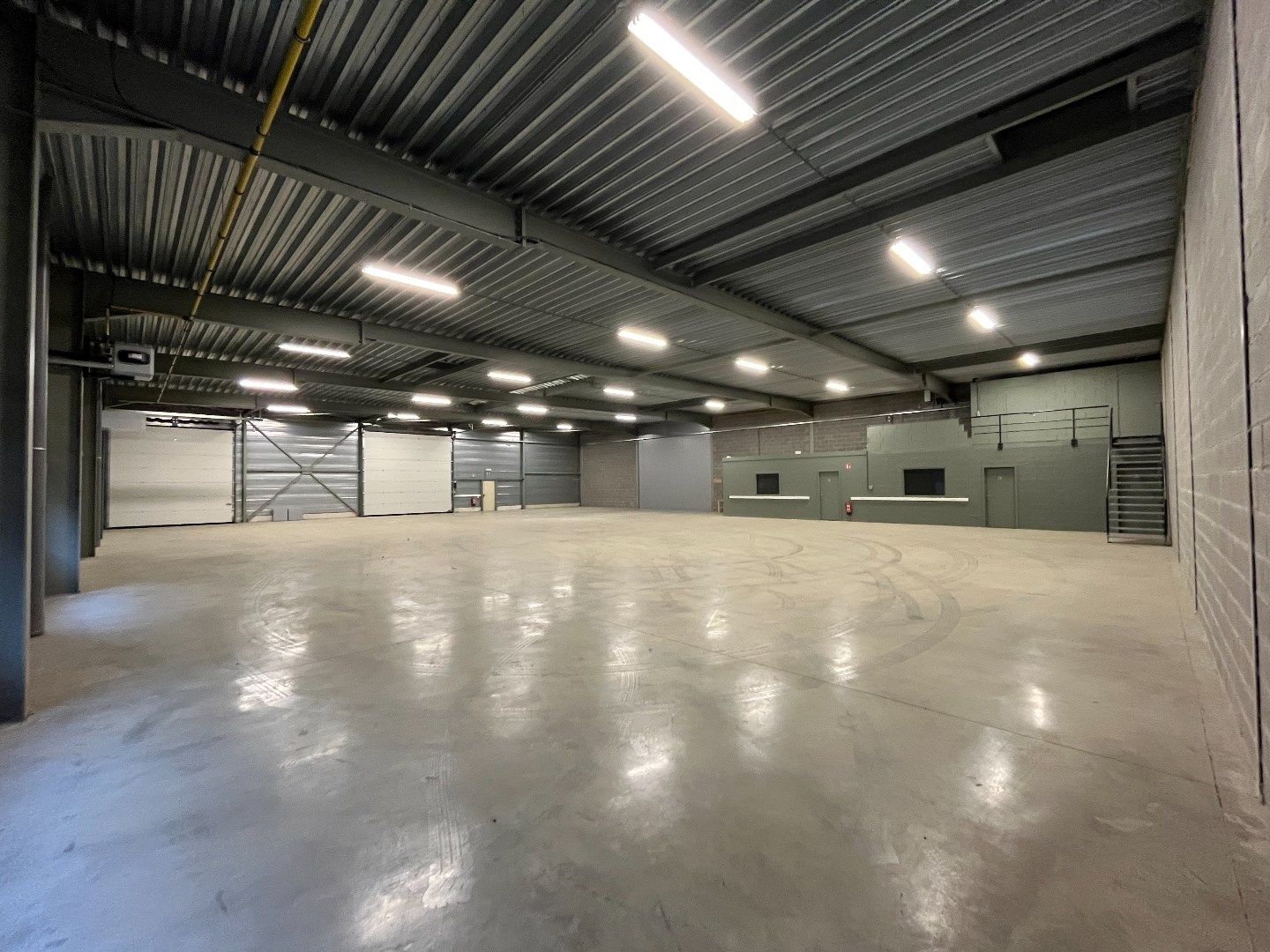 Magazijn, 750m², op industrieterrein 'Stadsheide', vlakbij Corda Campus foto 3