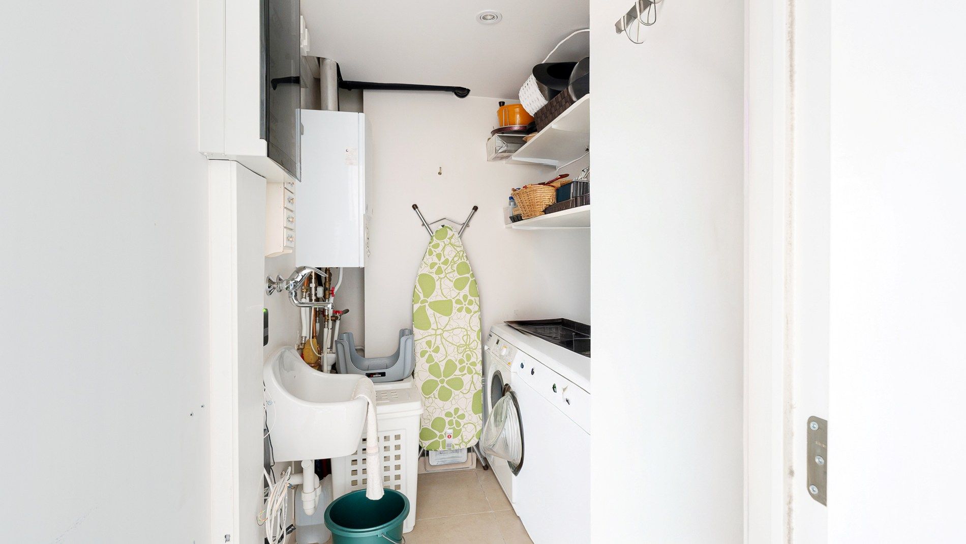 Ruim appartement (100m²) met zongericht terras foto 11