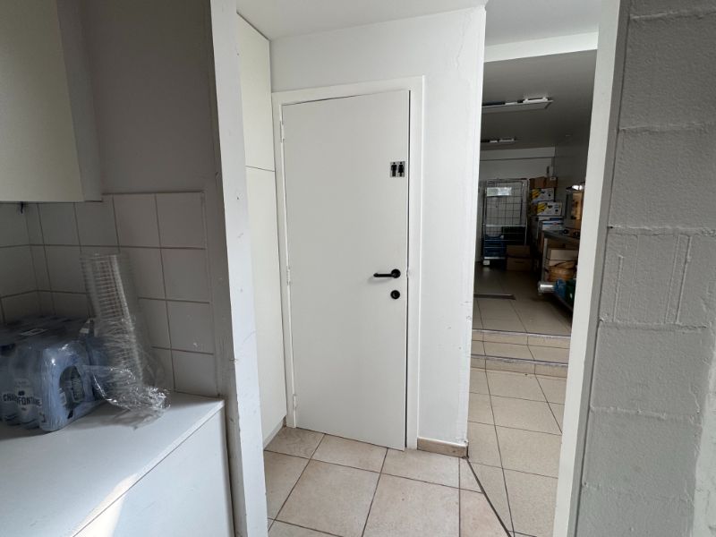 Handelspand te huur in hartje Brasschaat foto 9