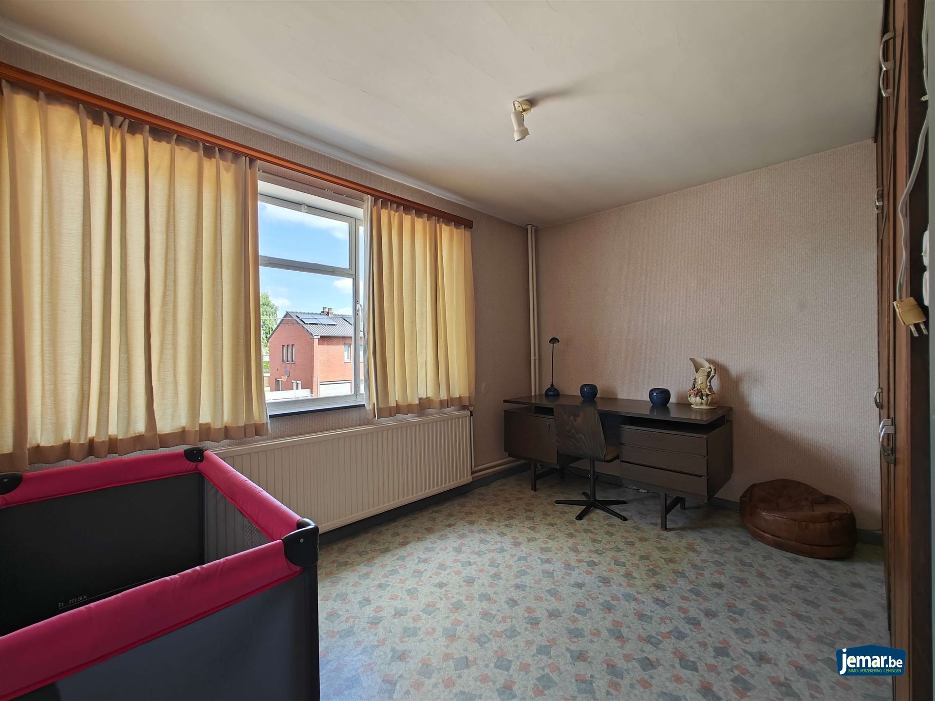 Te renoveren woning met tal van mogelijkheden op een prachtige locatie.  foto 17