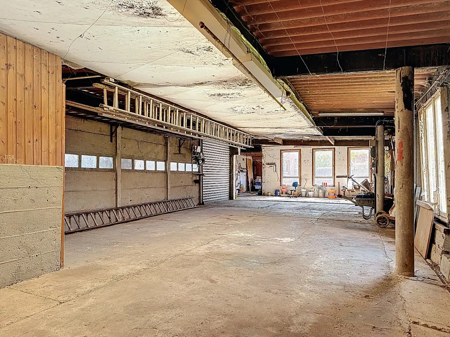 Charmante open bebouwing met grote tuin, hangaar en veel potentieel in Linter foto 15