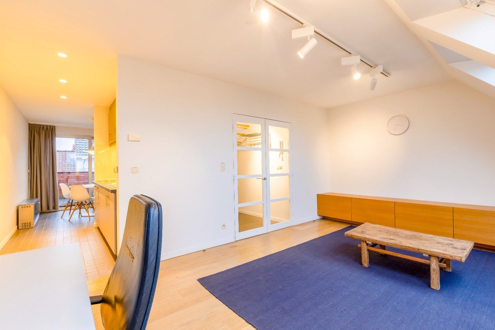 Gemeubeld duplex-appartement met terras  foto 2