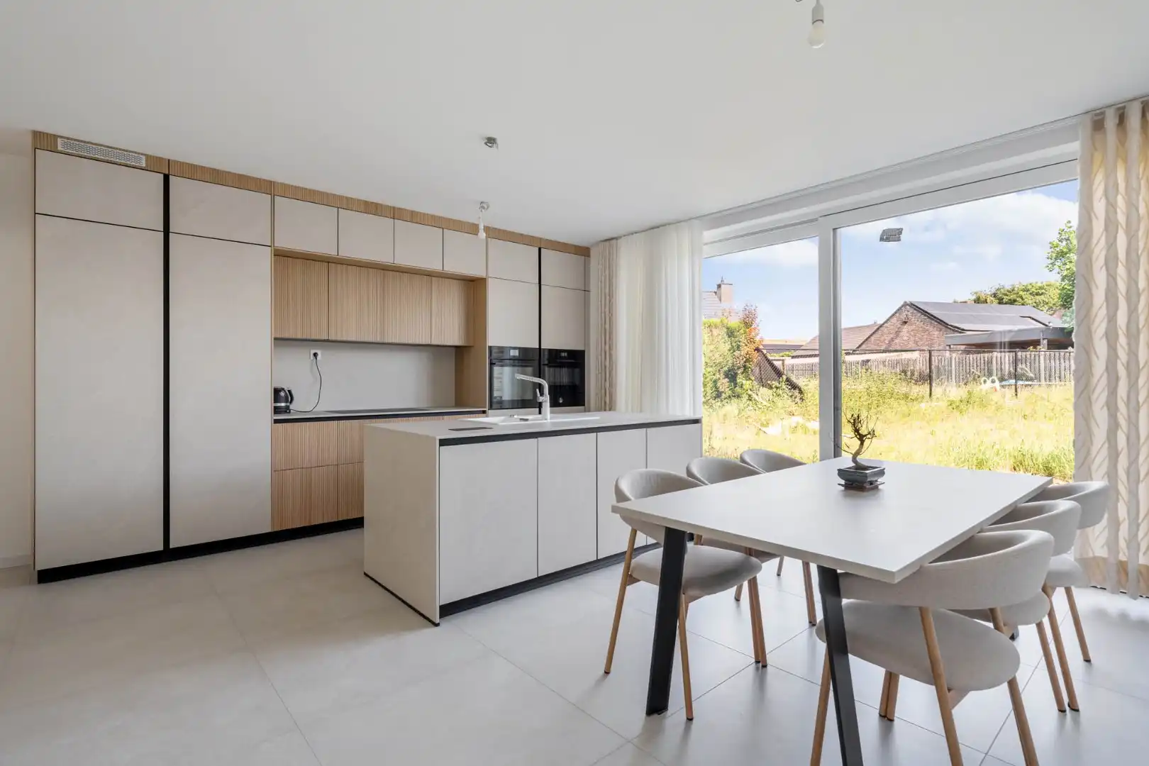 Moderne nieuwbouwwoning, 5 slpk, op een perceel van 4a31ca. foto 4