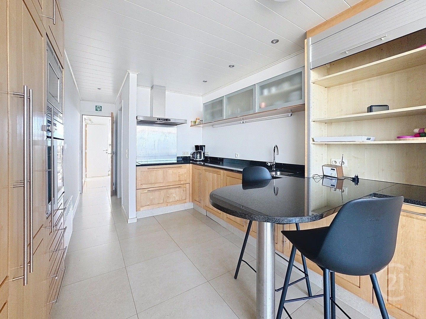 Penthouse appartement met 2 slaapkamers op de zeedijk van Westende foto 7