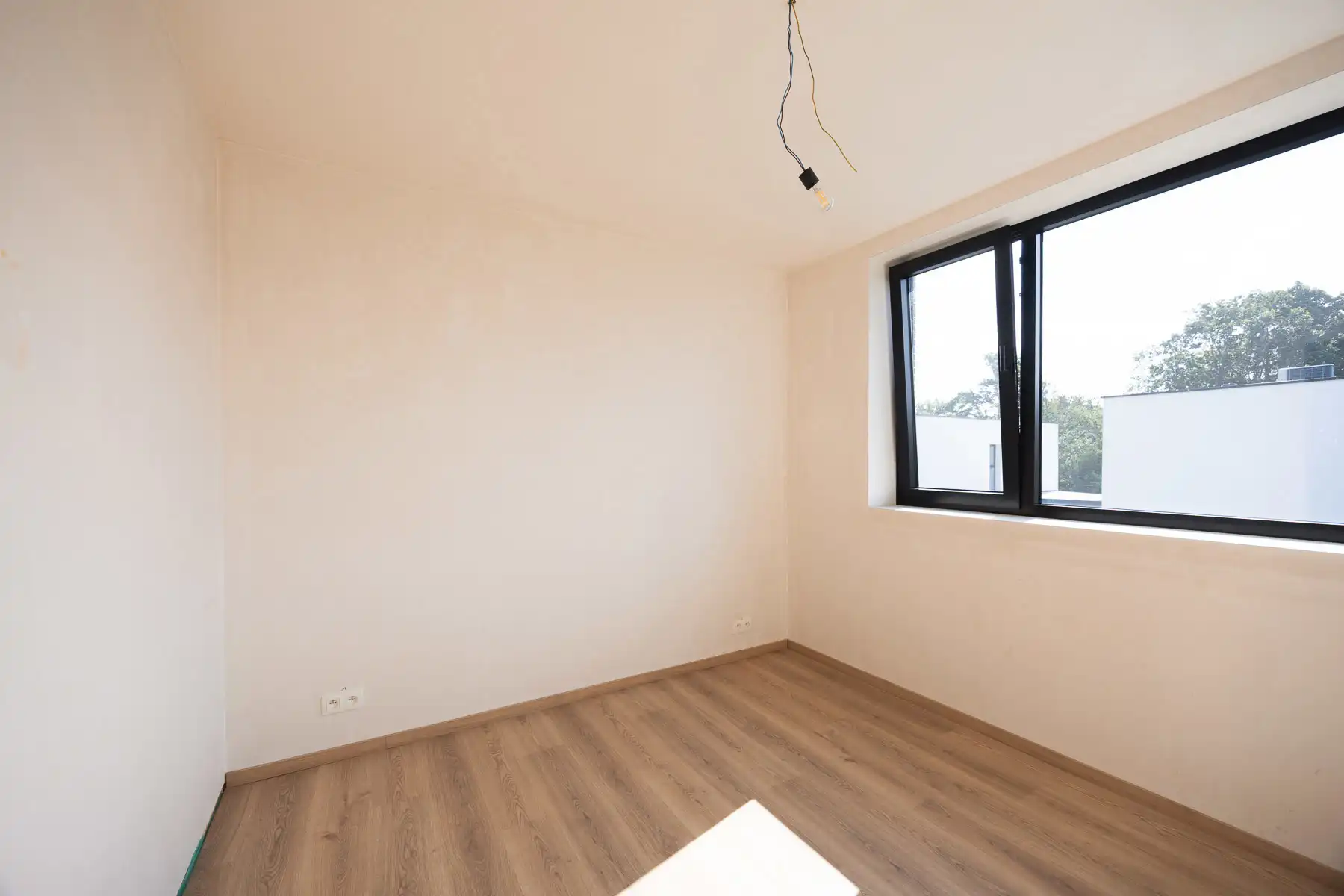 Knappe nieuwbouw villa in gezinsvriendelijke buurt foto 9