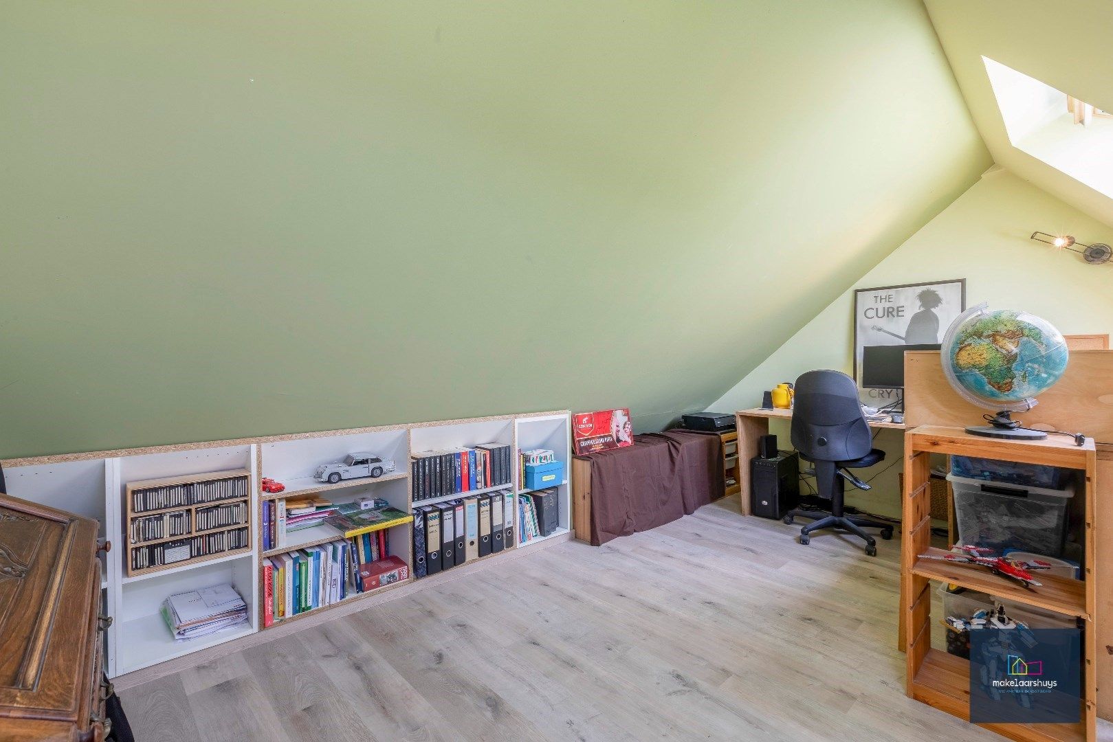 Instapklare woning met aangename tuin en garage foto 18