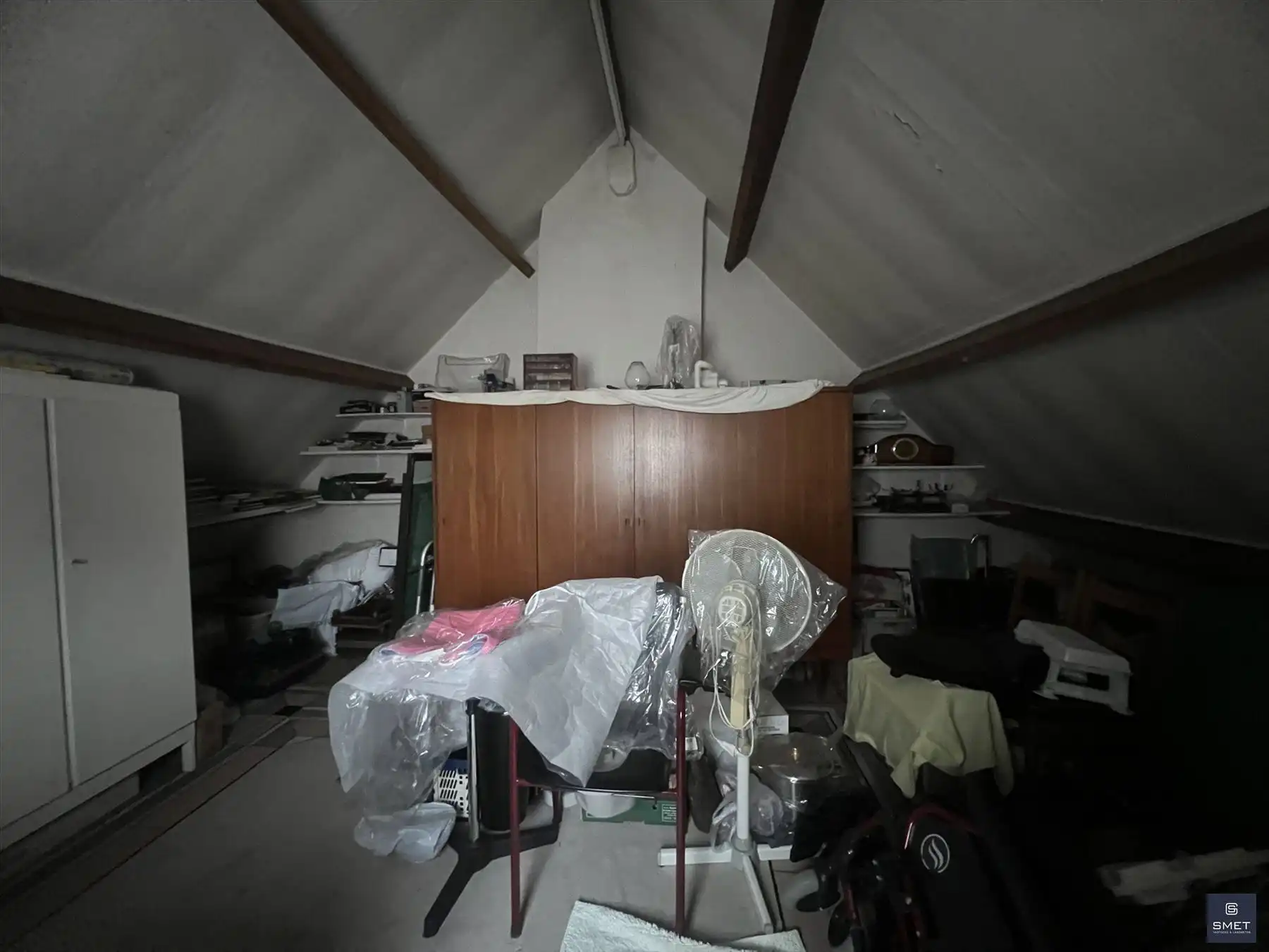 CHARMANTE HOB MET 3 SLPKS EN GARAGE foto 23