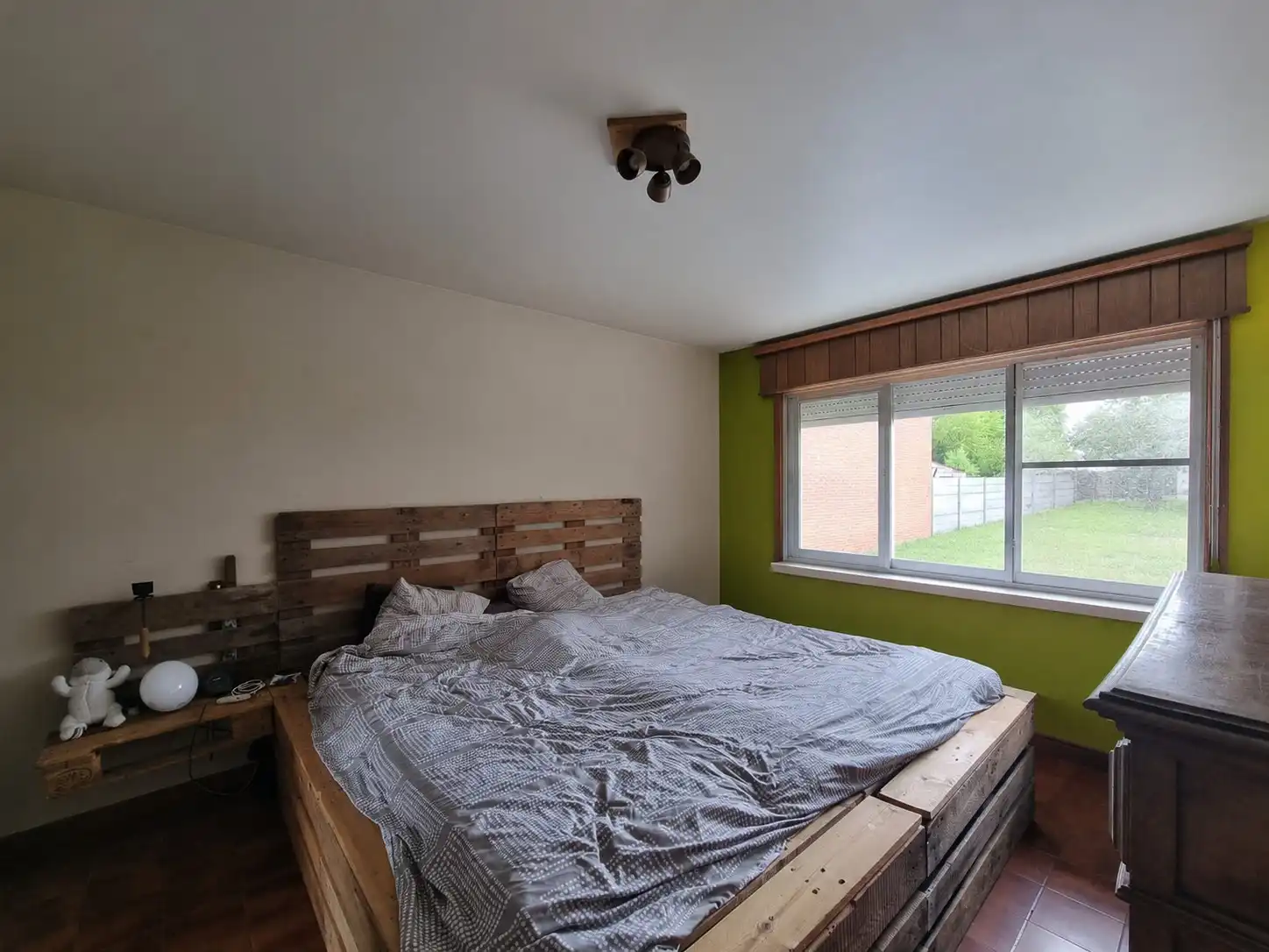 Gelijkvloers 2-slaapkamer app met tuin, staanplaats & garage foto 7