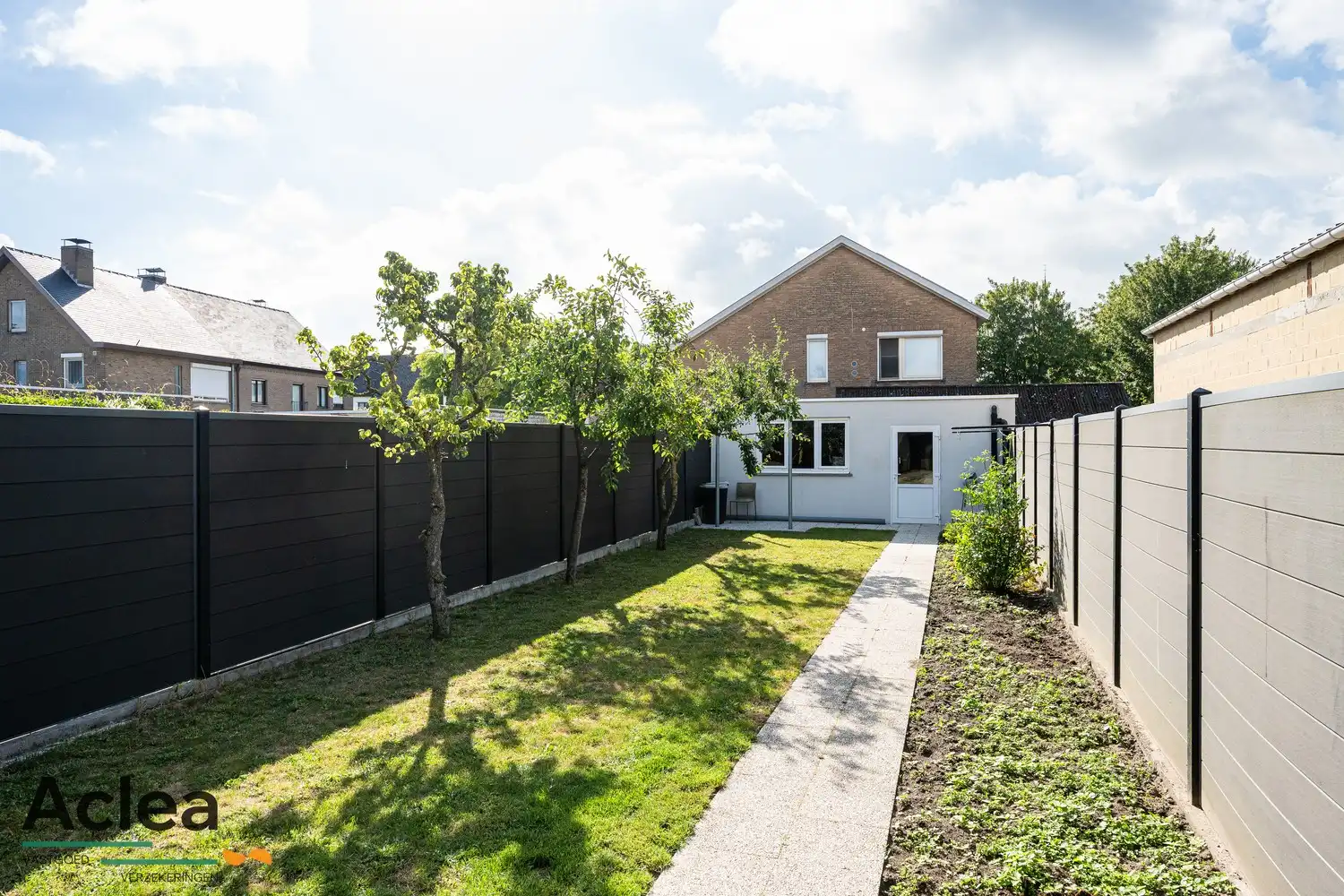 Instapklare woning met tuin foto 33
