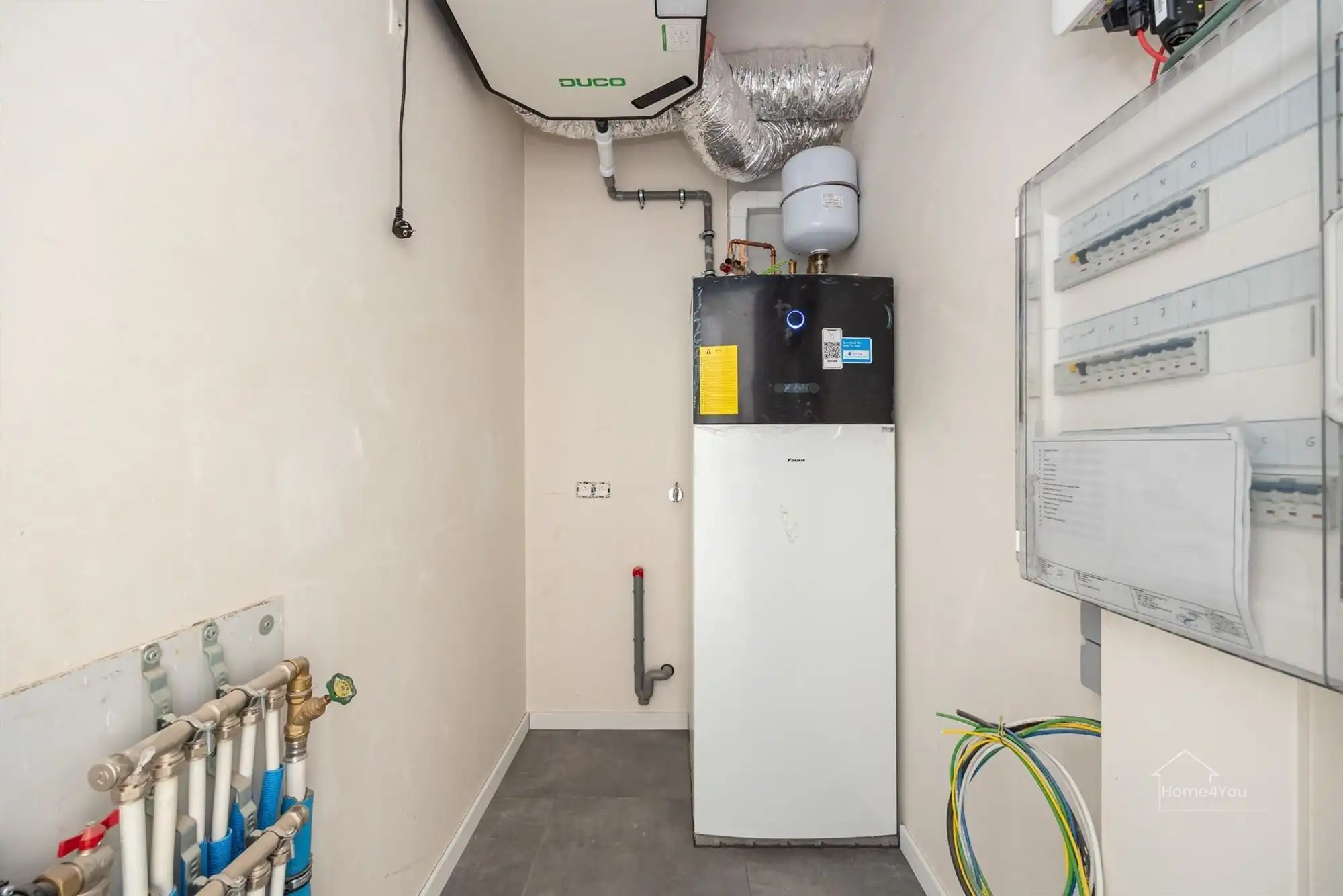 Nieuwbouw appartement met ruim terras foto 17