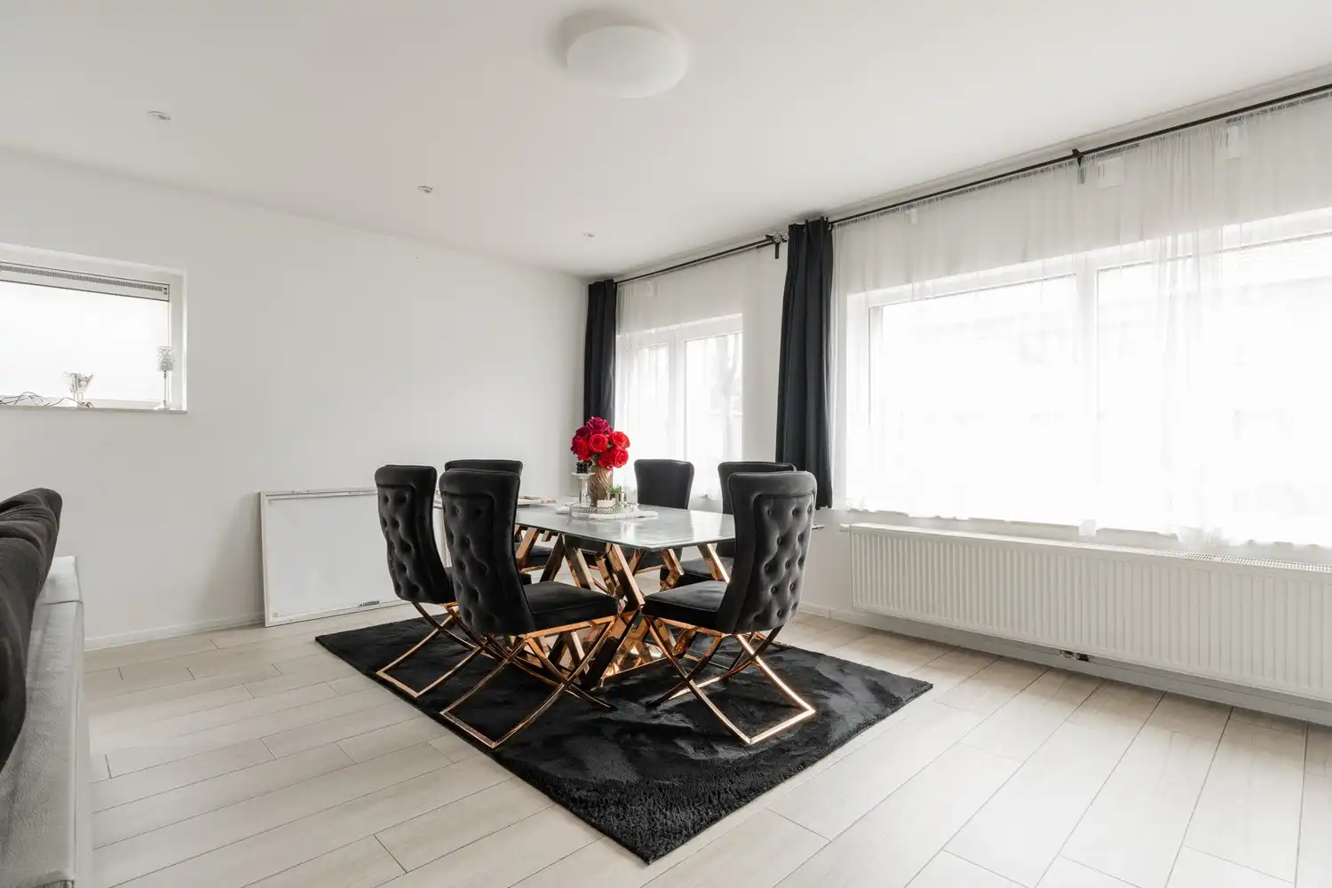 Ruim en lichtrijk 3-slaapkamerappartement met terras & tuin in Achel foto 7