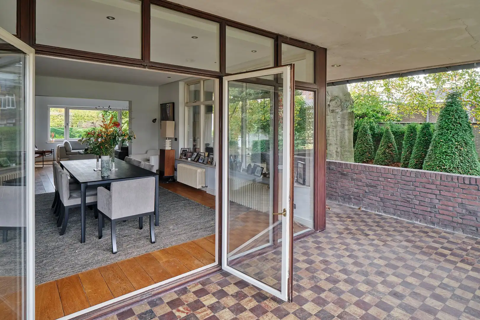 Interbellum villa in Bree centrum foto 11