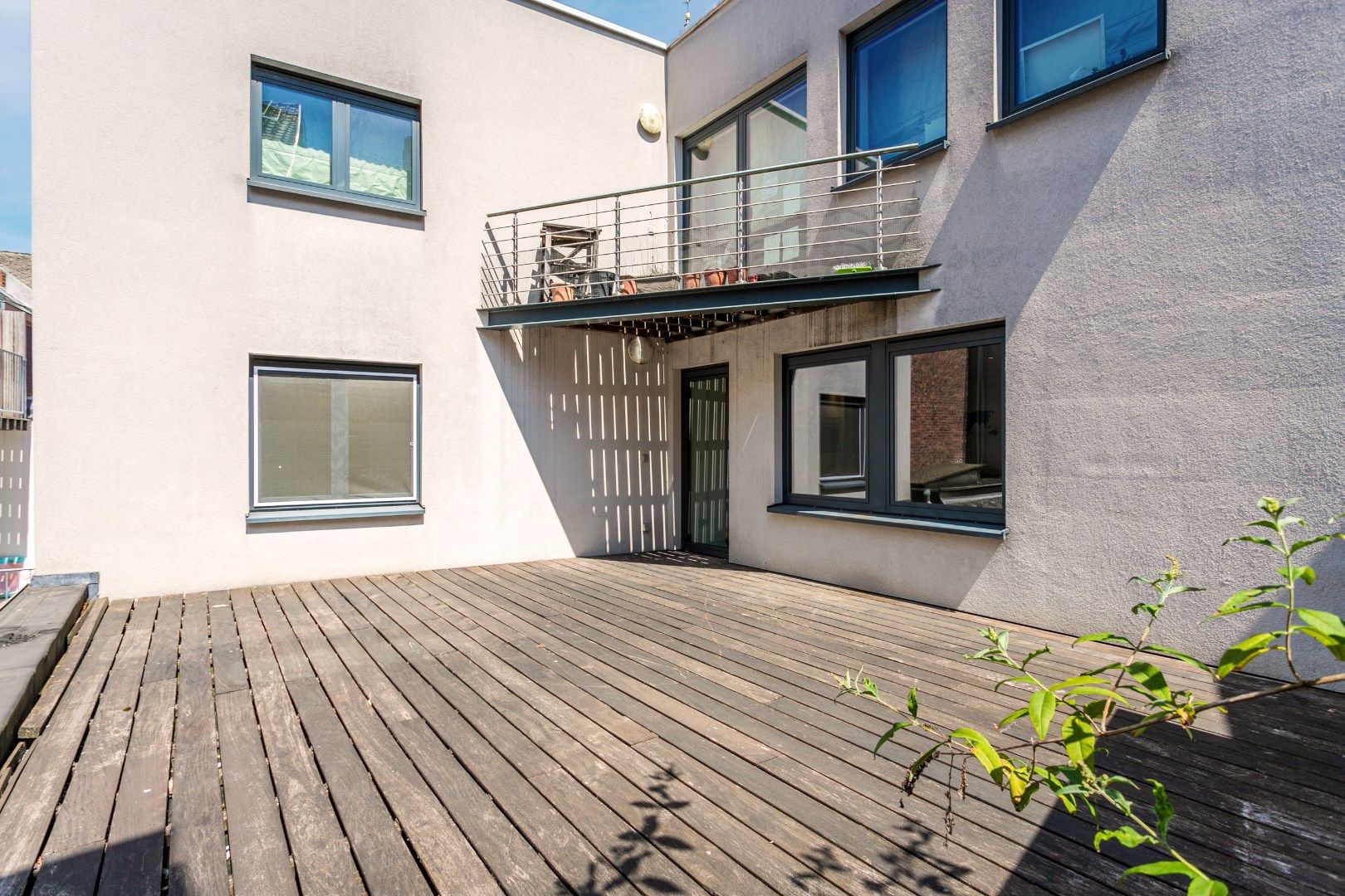 Appartement 1 slpk met ruim terras centrum Halle foto {{pictureIndex}}