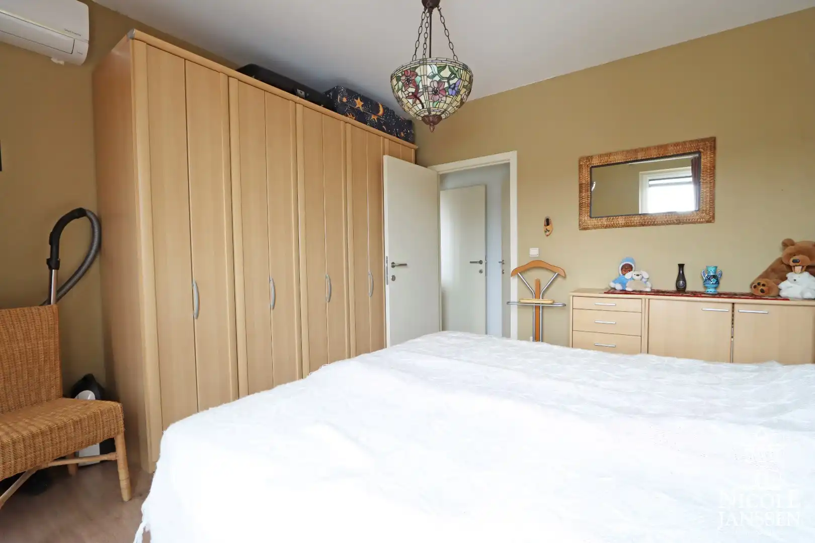 Instapklaar, verzorgd appartement met terras foto 12