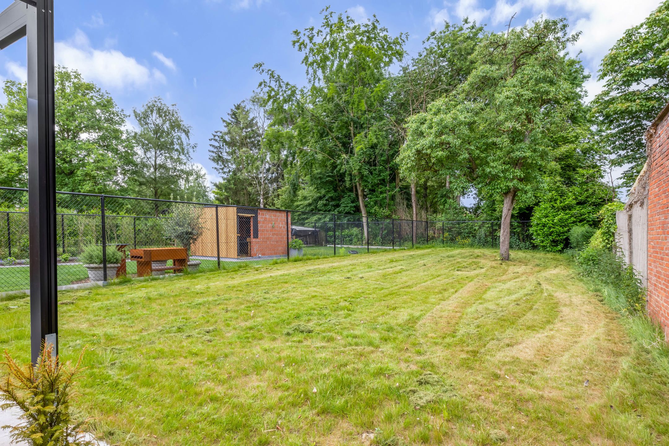 Instapklare BEN-woning met topafwerking in hartje Schilde foto 25