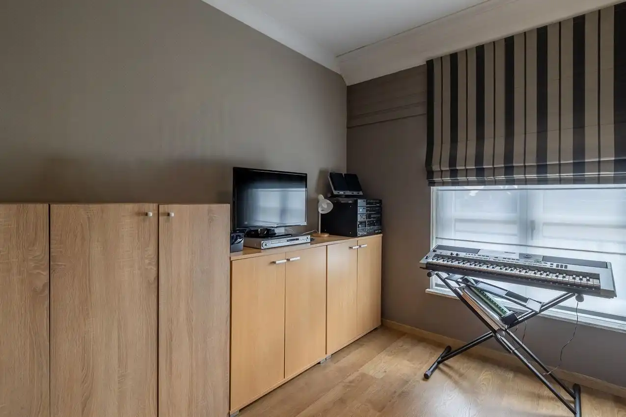 Verzorgde 3slk woning op zuidgericht perceel van ca 1638ca foto 24