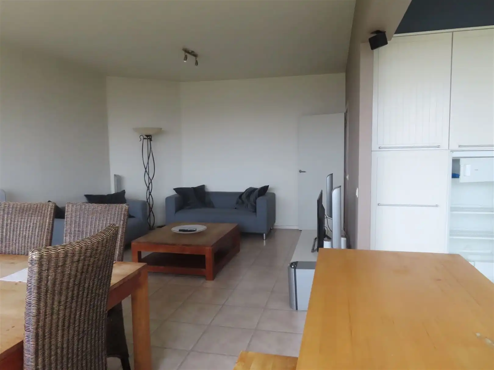 Gemeubeld twee slaapkamerappartement op Antwerpen LO met prachtig uitzicht op Antwerpen! foto 4